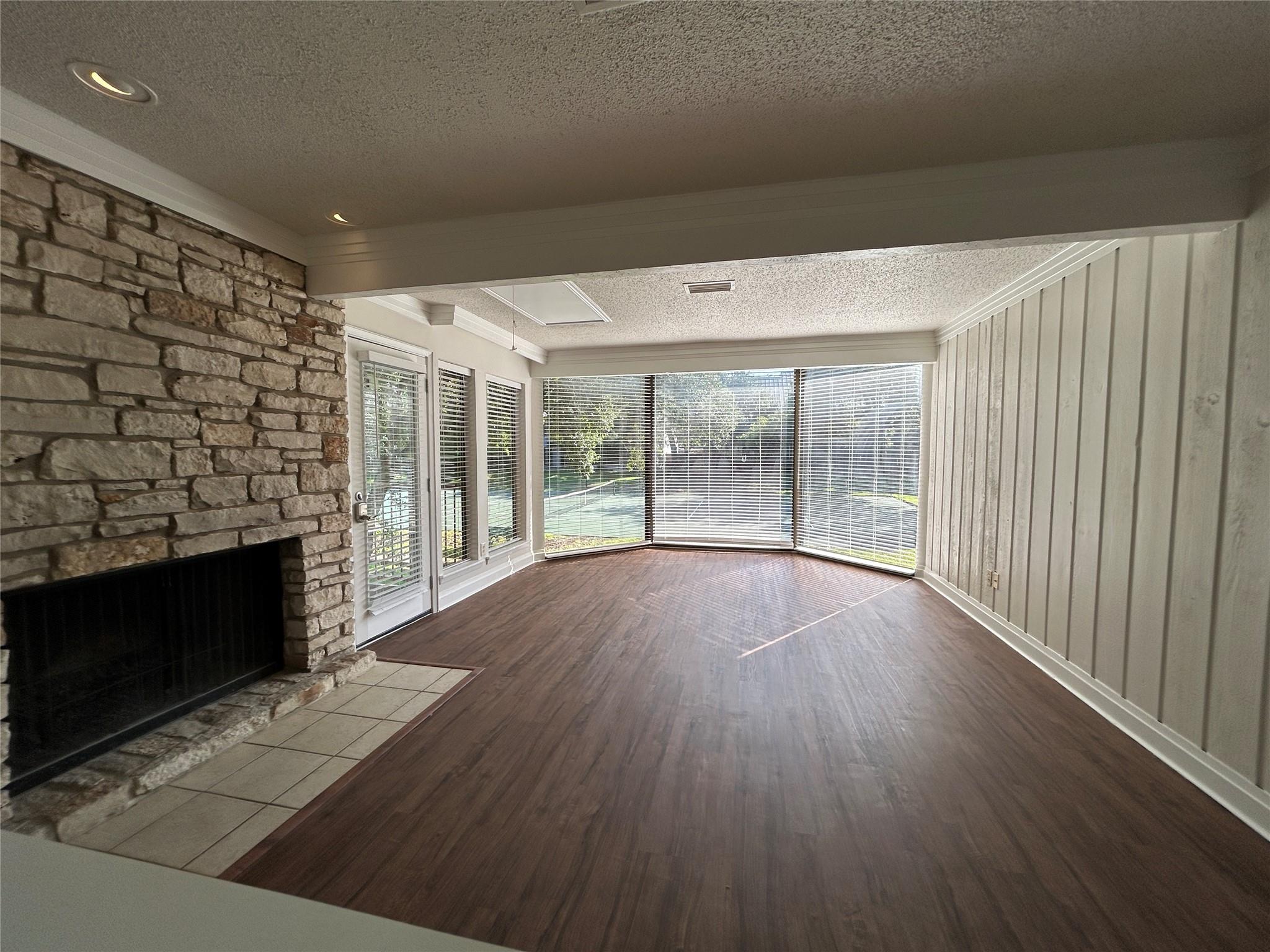 193 WORLD OF TENNIS Sq, Lakeway, TX 78738