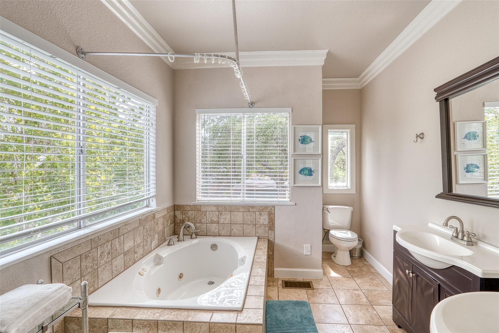 815 County Road 126, Kingsland, TX 78639