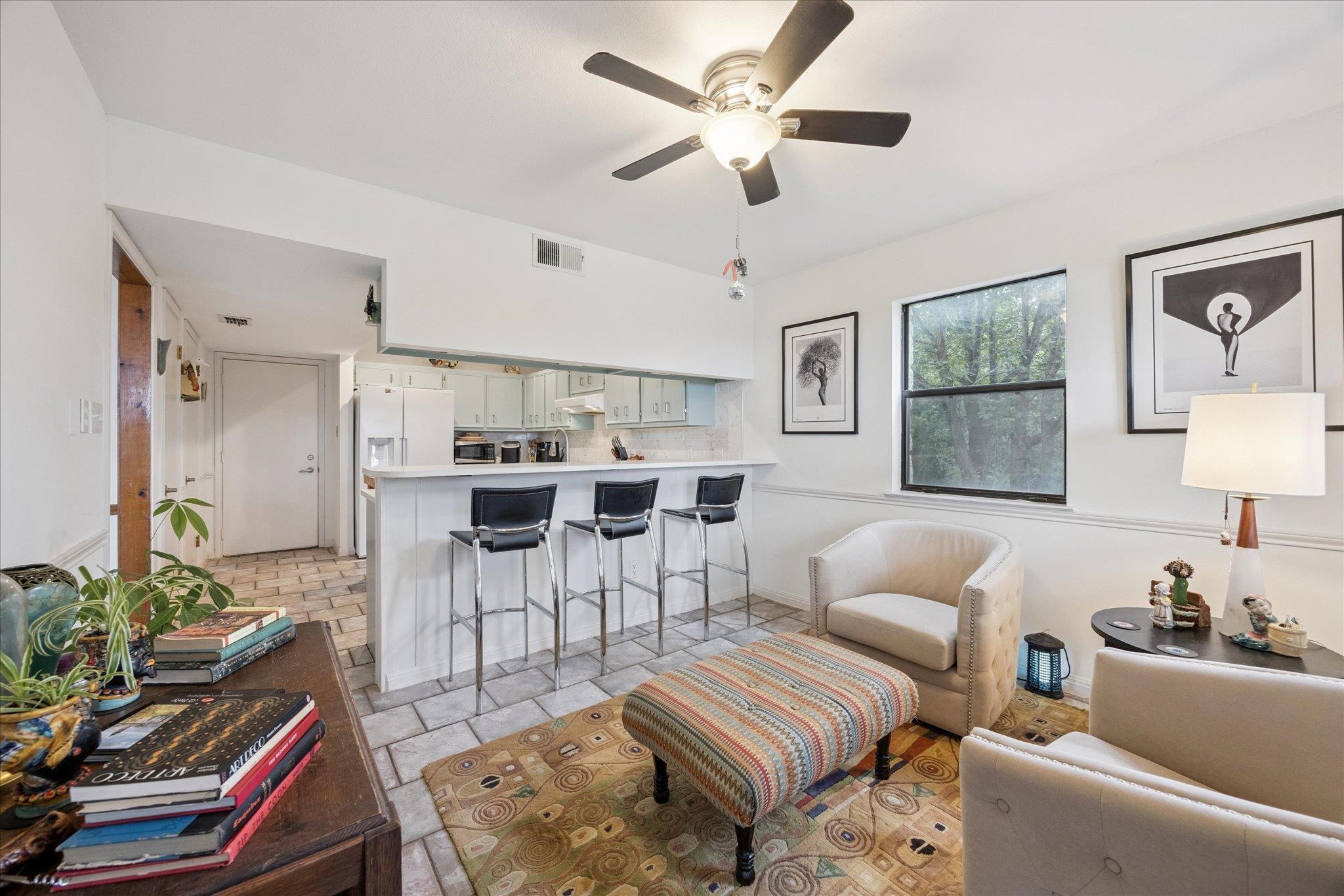 7806 Comanche Trl, Leander, TX 78641