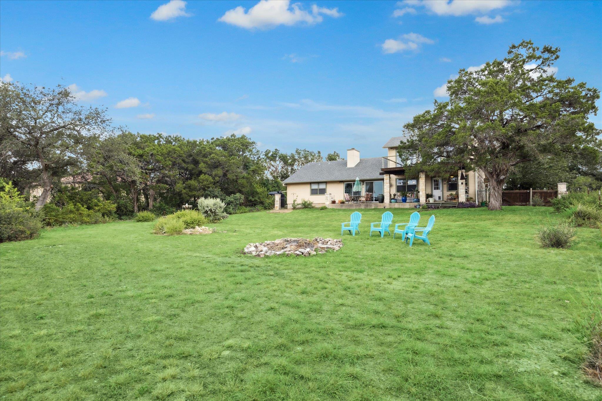 7806 Comanche Trl, Leander, TX 78641