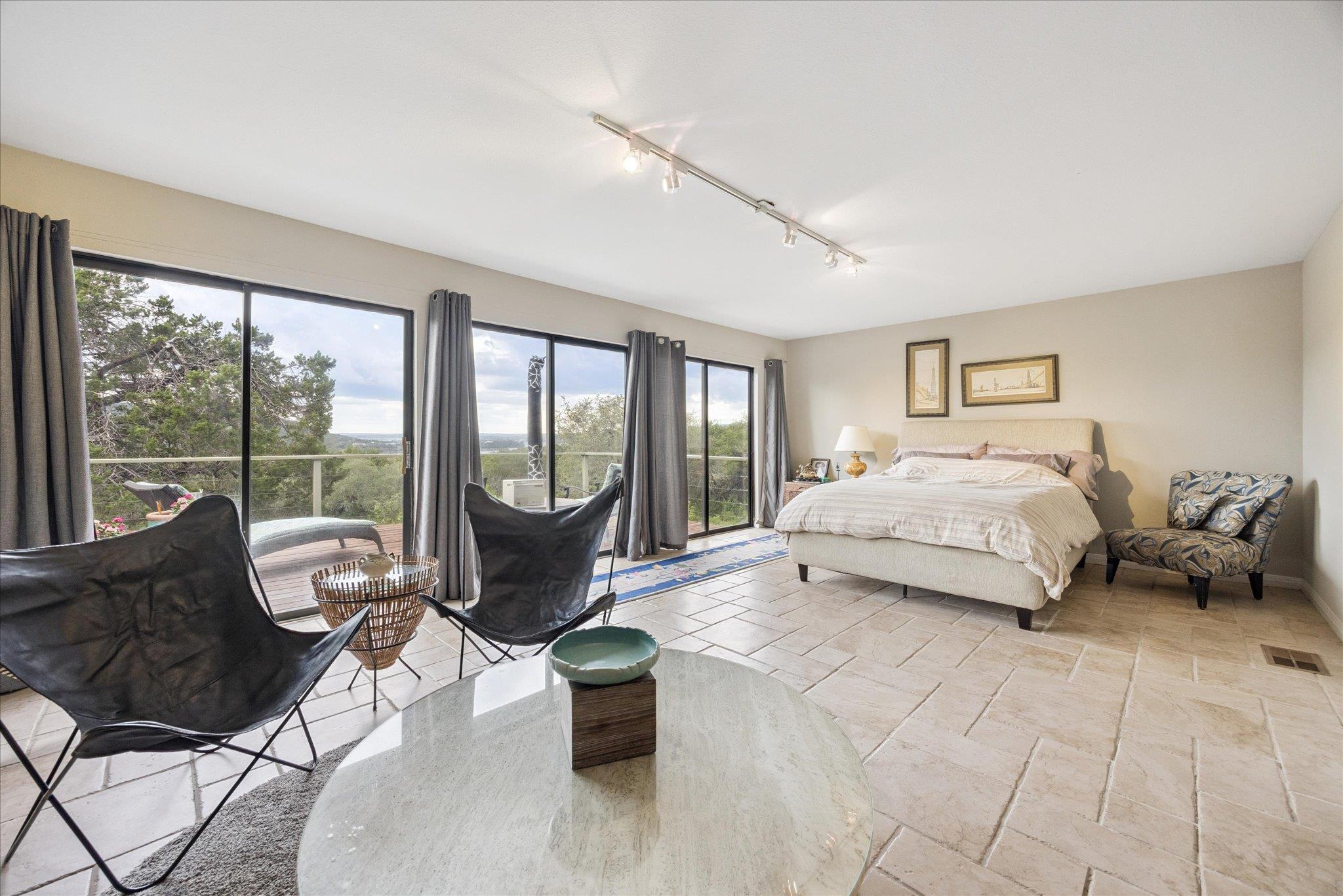 7806 Comanche Trl, Leander, TX 78641