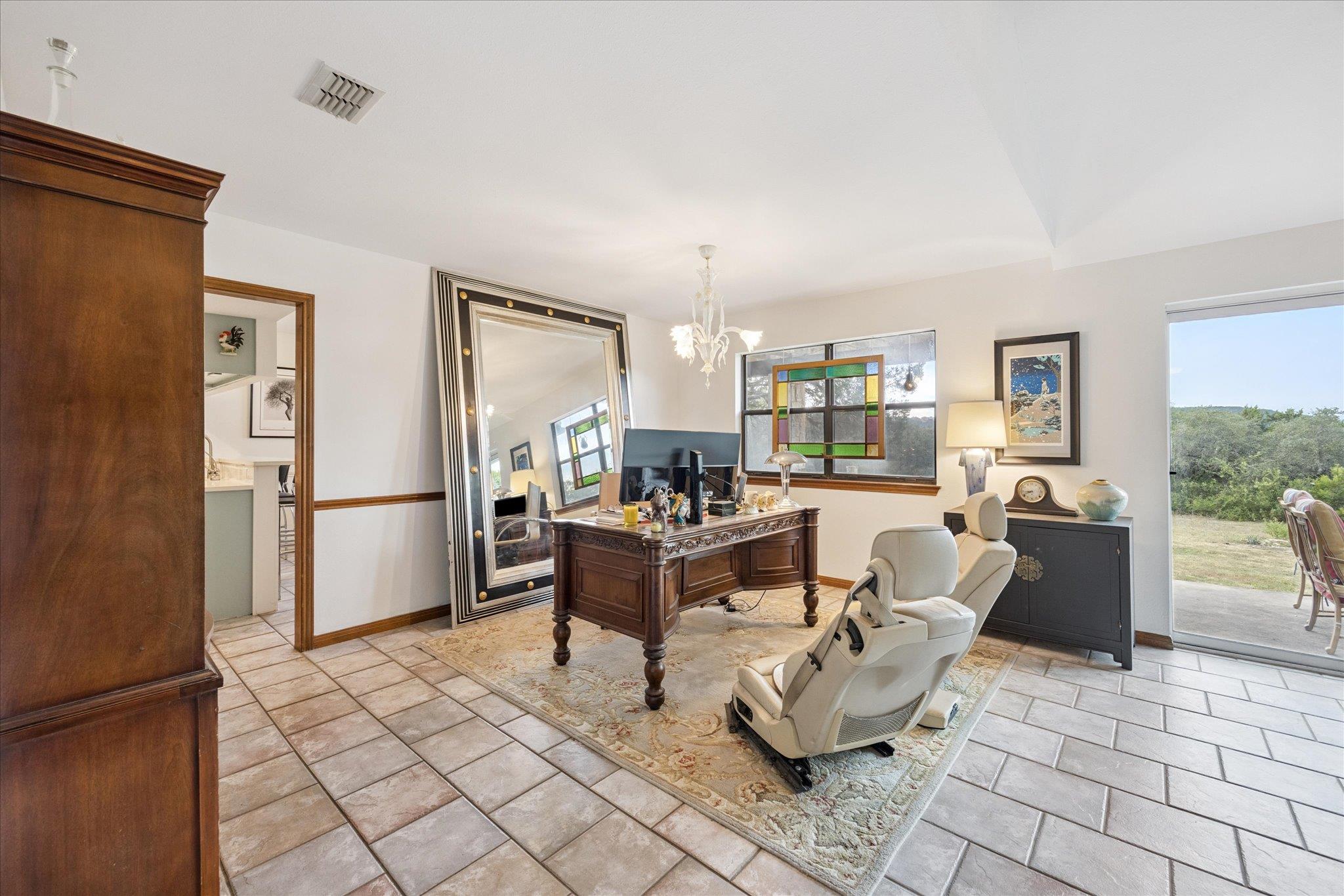 7806 Comanche Trl, Leander, TX 78641