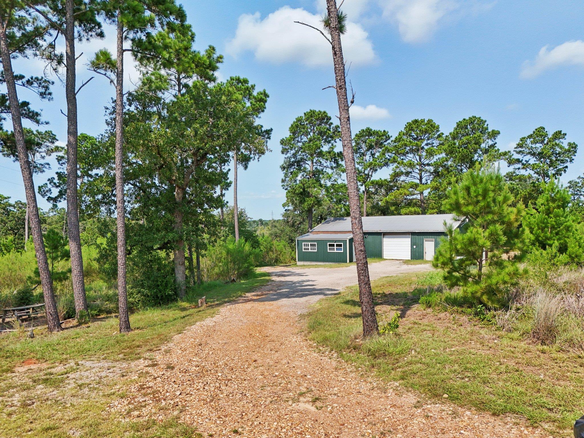 210 and 214 Old Antioch Rd, Smithville, TX 78957