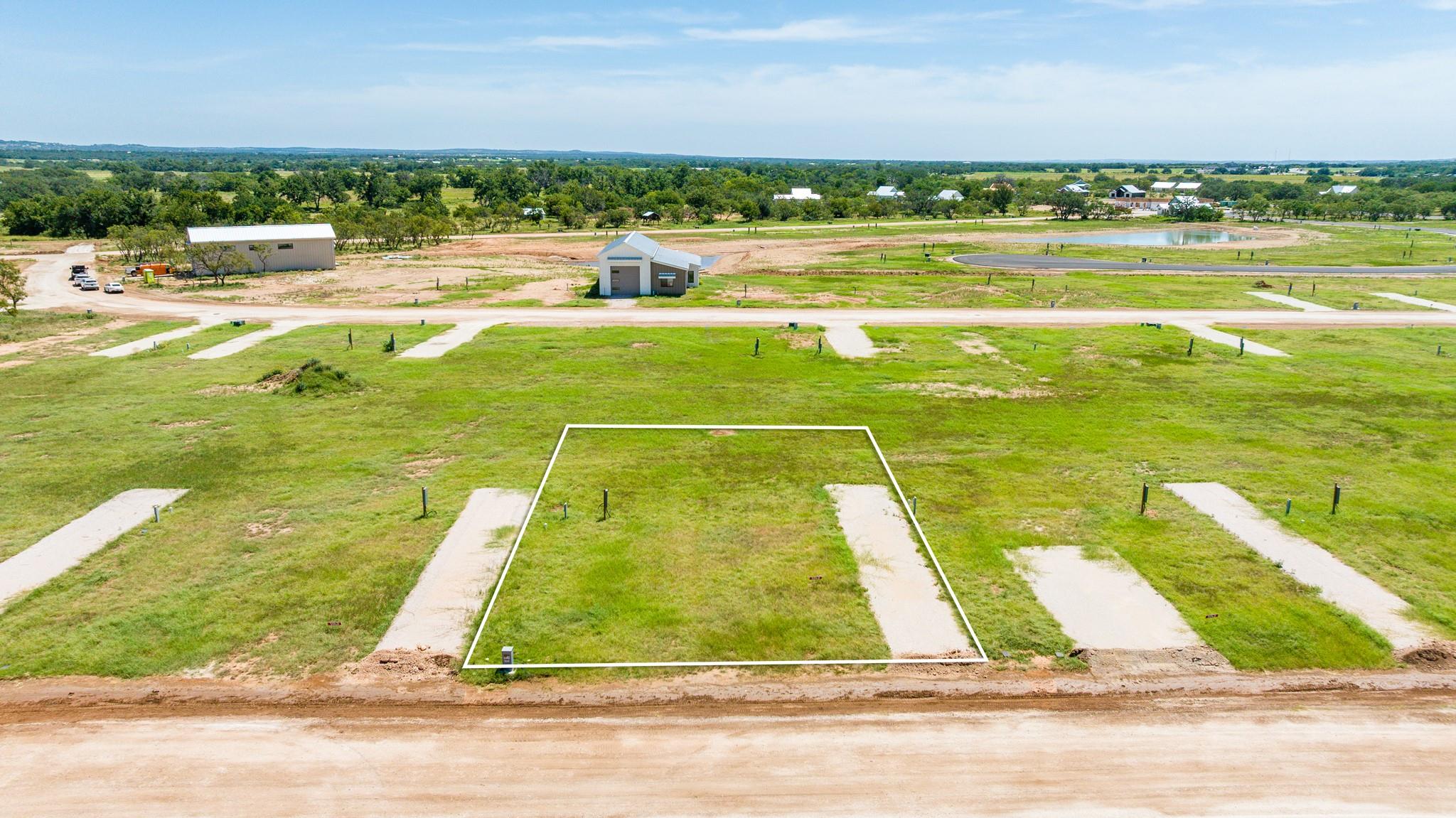 165 Resort Ct # 165, Fredericksburg, TX 78624