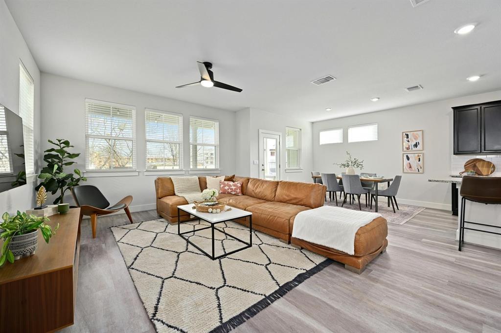 7318 Harmony Shoals Bnd # 182, Austin, TX 78744