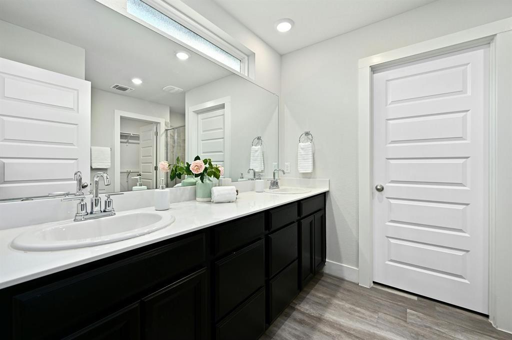 7318 Harmony Shoals Bnd # 182, Austin, TX 78744