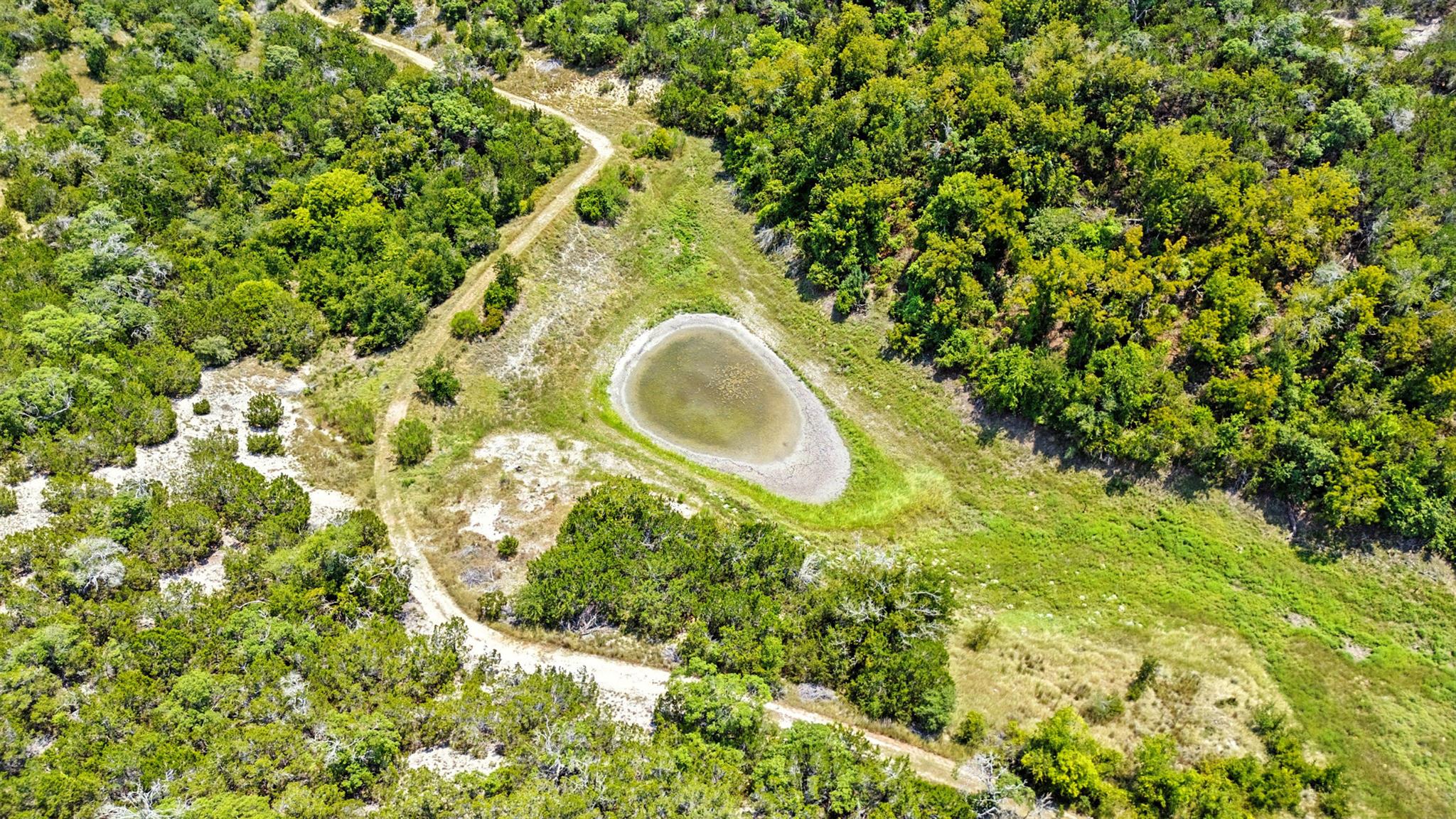 753 W Sunset Dr, Johnson City, TX 78636