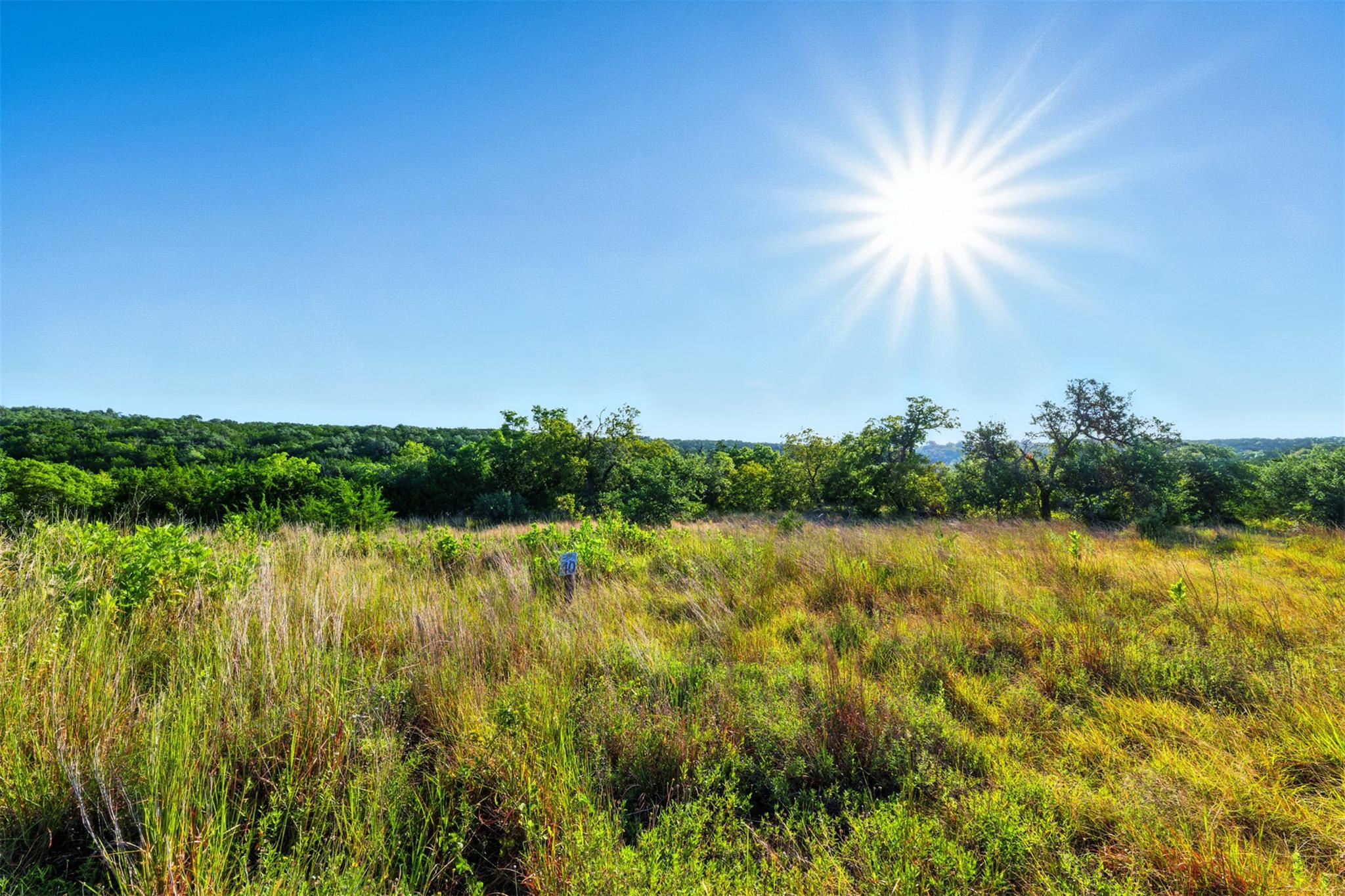 753 W Sunset Dr, Johnson City, TX 78636