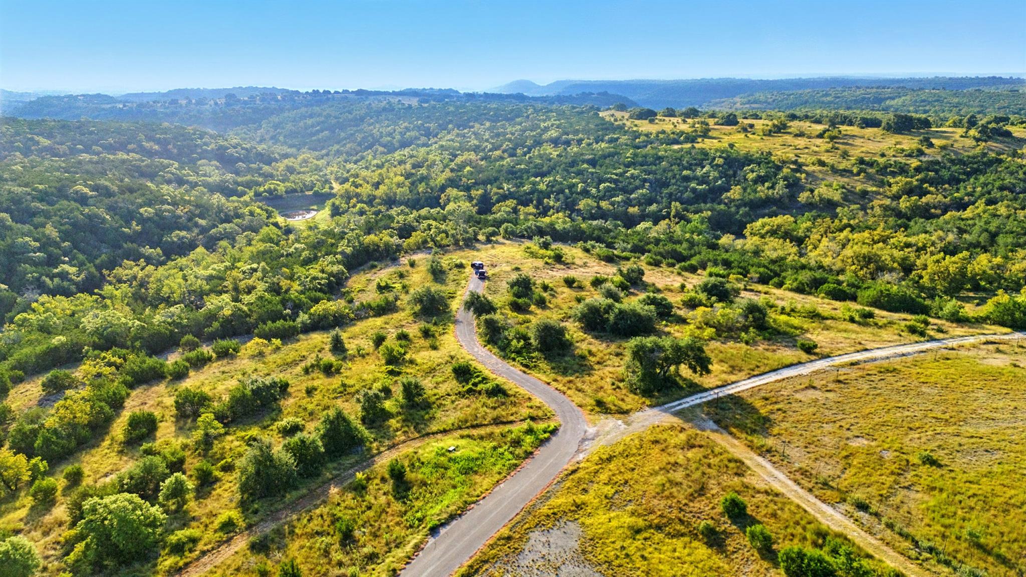 753 W Sunset Dr, Johnson City, TX 78636