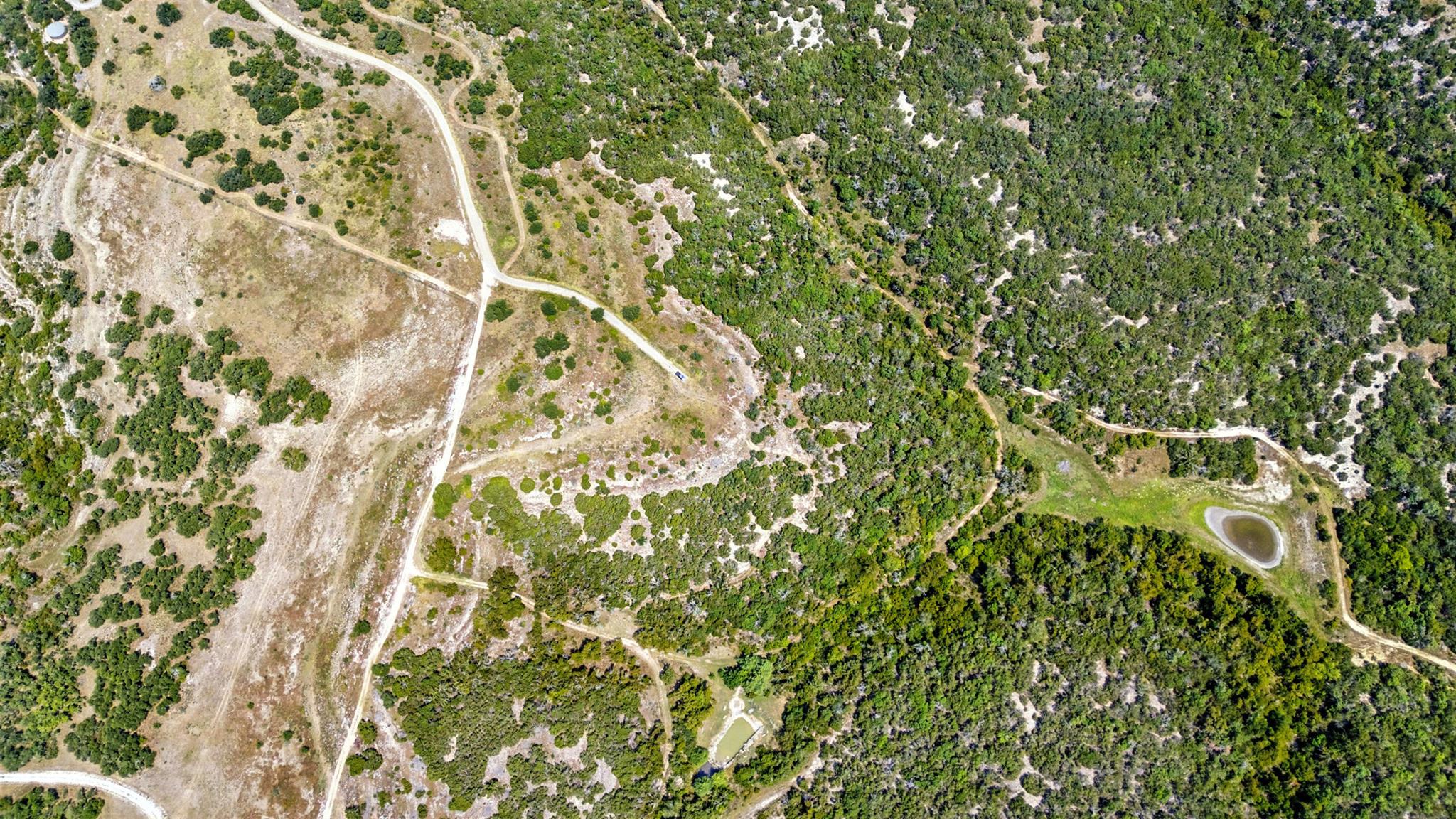 753 W Sunset Dr, Johnson City, TX 78636