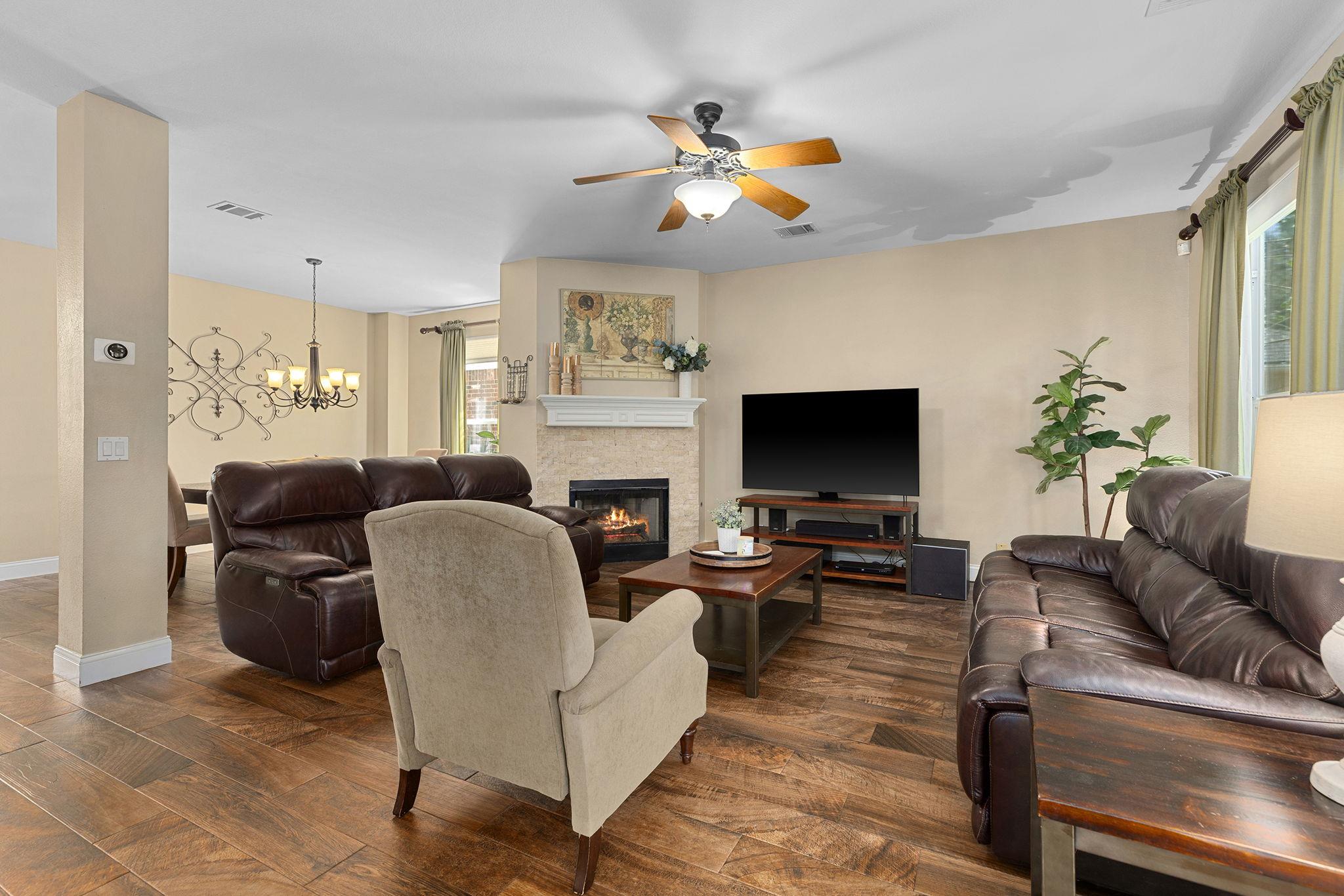 6059 Almelo Dr, Round Rock, TX 78681