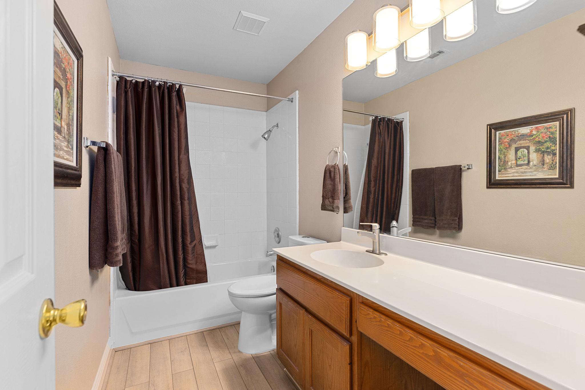 6059 Almelo Dr, Round Rock, TX 78681