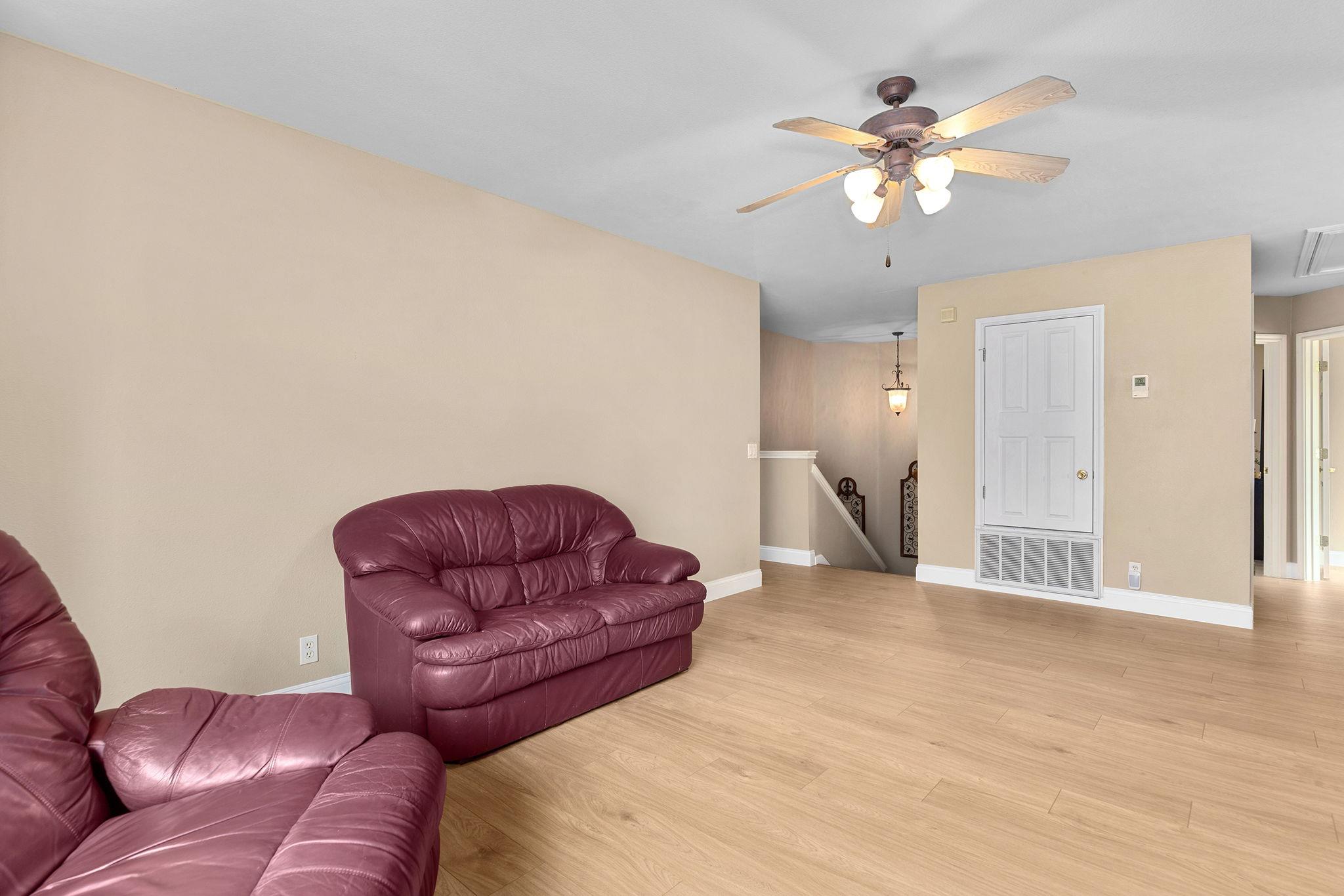 6059 Almelo Dr, Round Rock, TX 78681