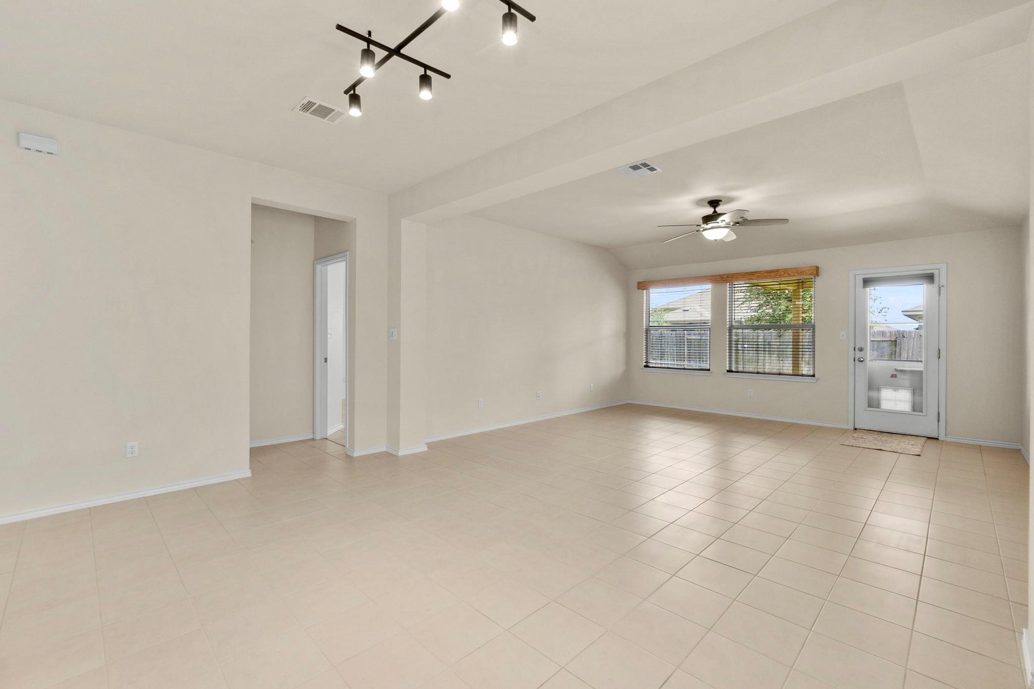 224 Horsemint Way, San Marcos, TX 78666