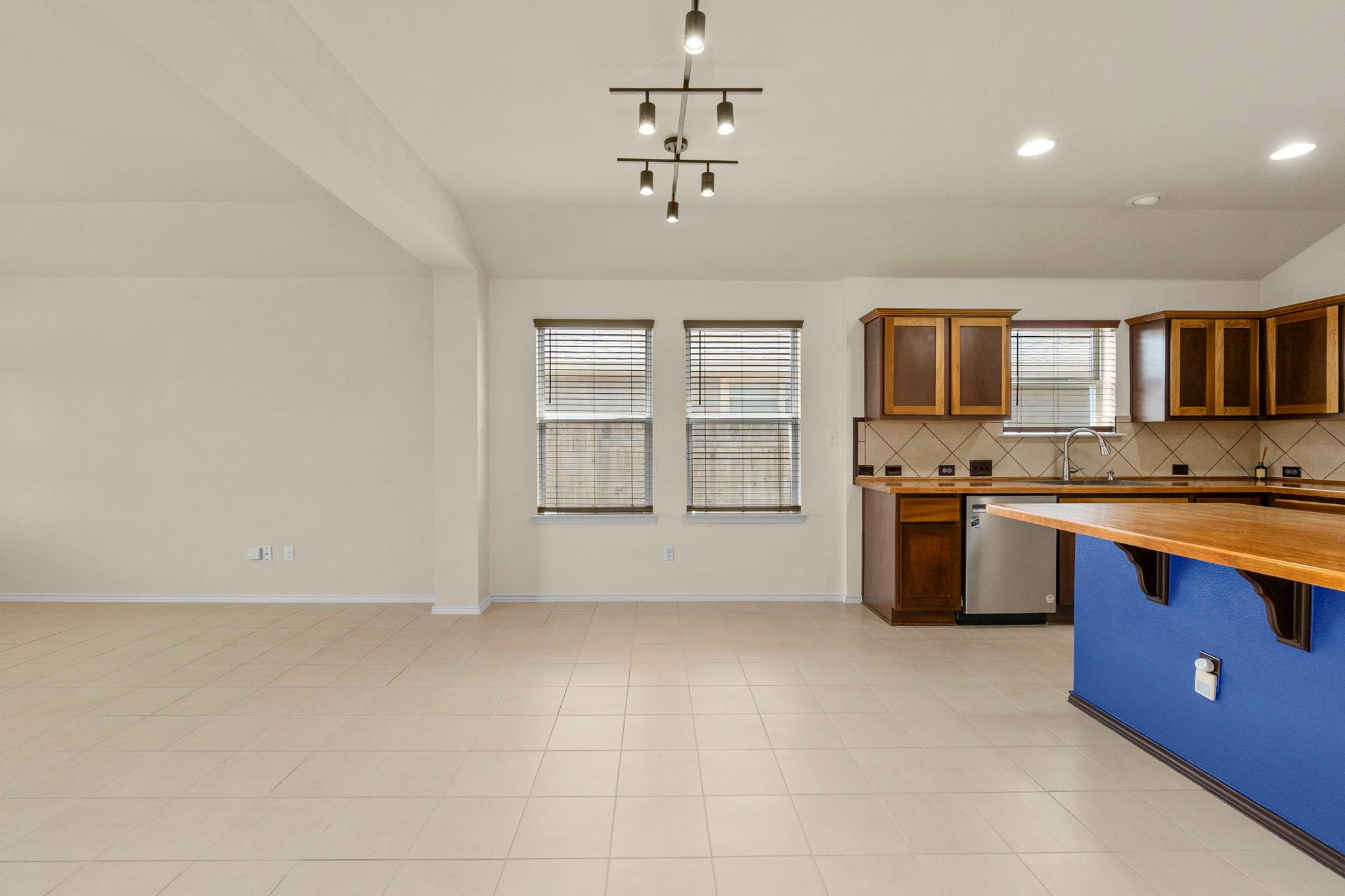 224 Horsemint Way, San Marcos, TX 78666