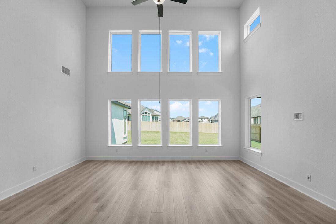 229 Belanger Canyon Dr, Liberty Hill, TX 78642