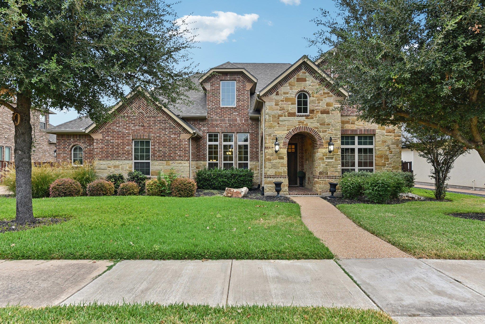 2120 Park Place Cir, Round Rock, TX 78681
