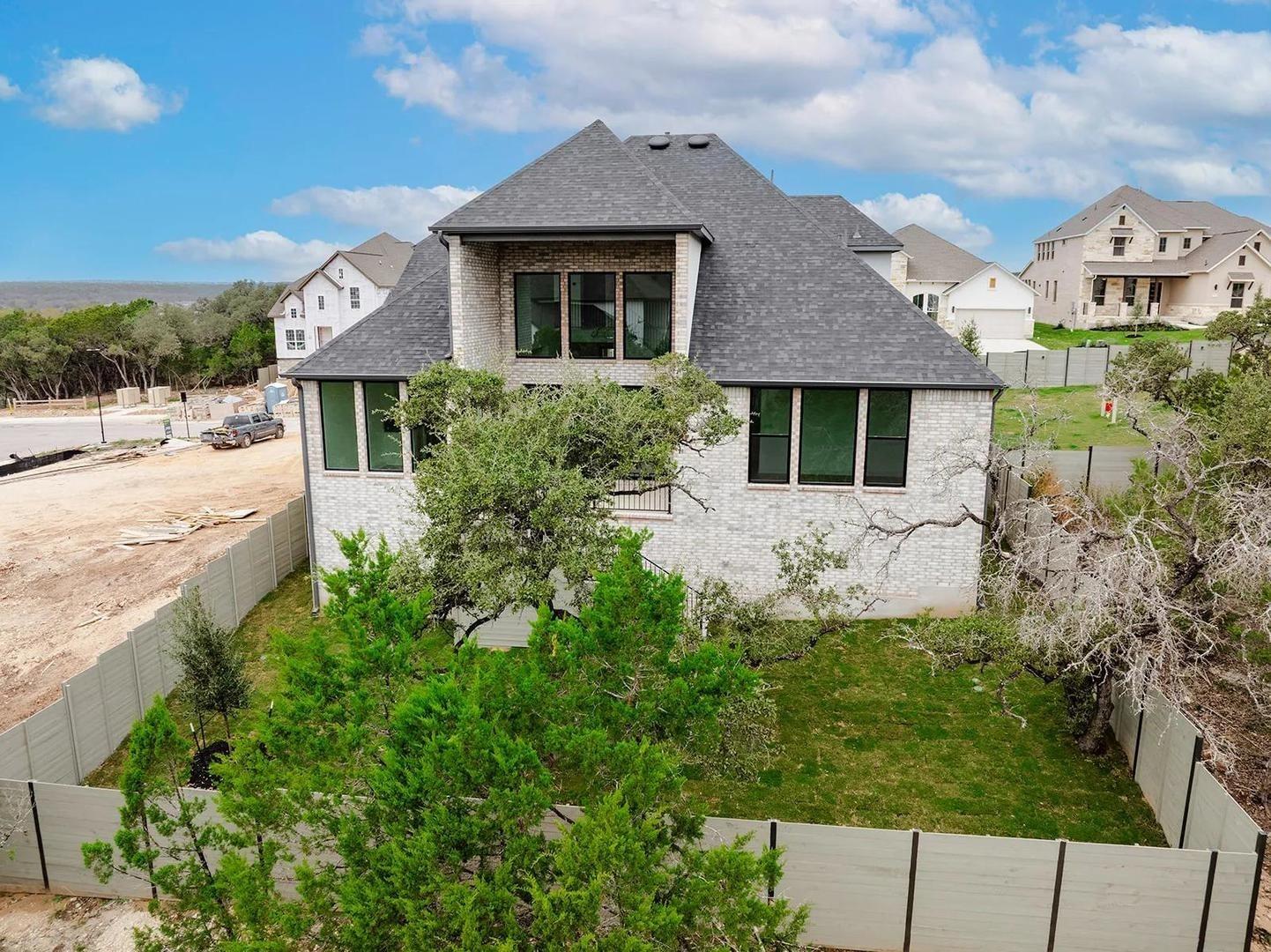 1805 Crimson Sunset Dr, Georgetown, TX 78628