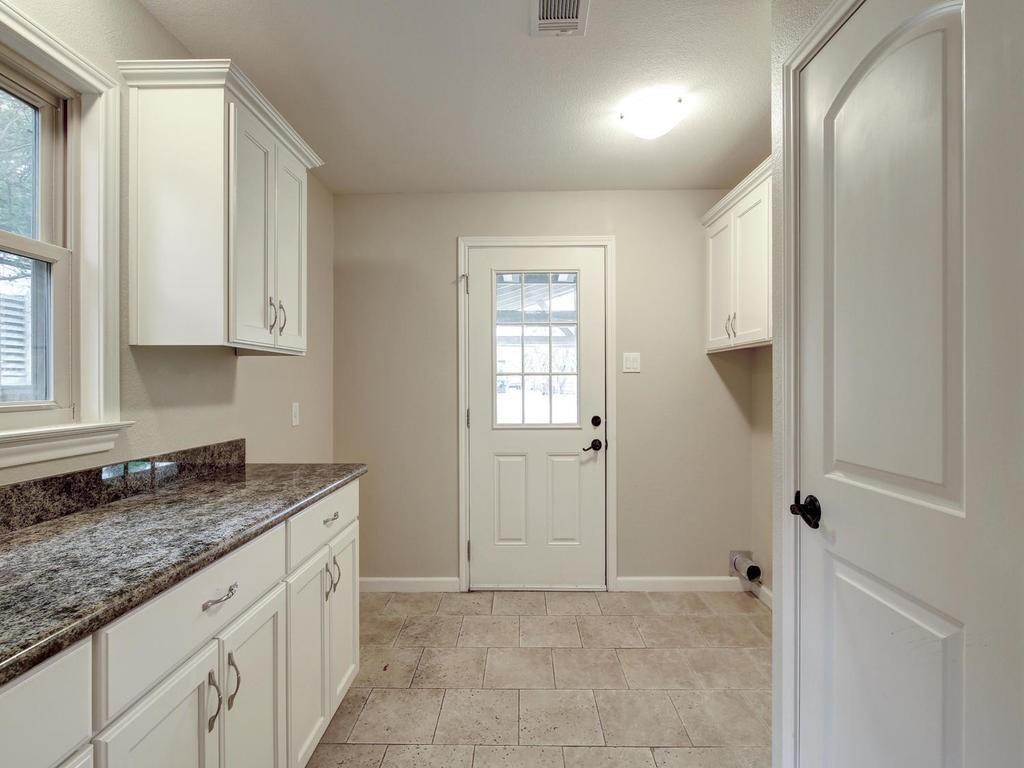 2905 Perry Ln, Austin, TX 78731