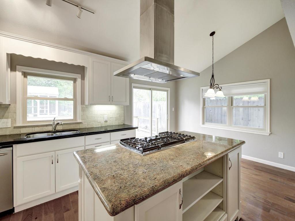 2905 Perry Ln, Austin, TX 78731