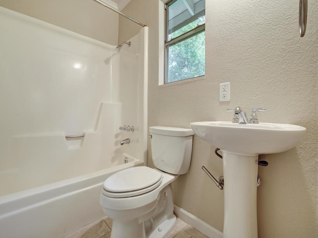 2905 Perry Ln, Austin, TX 78731