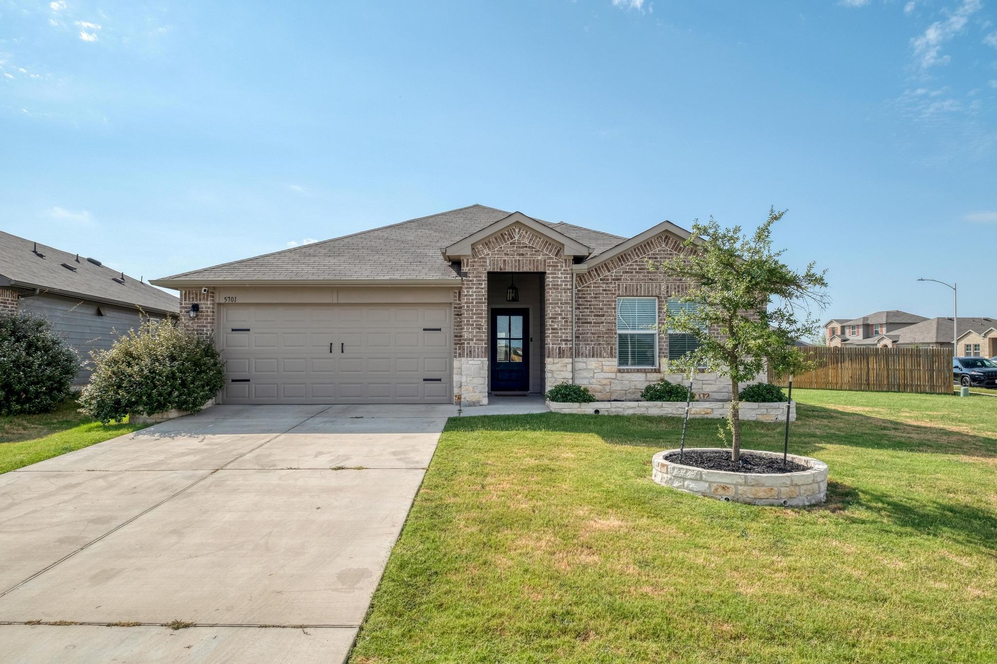 5701 Berriweather Dr, Austin, TX 78724