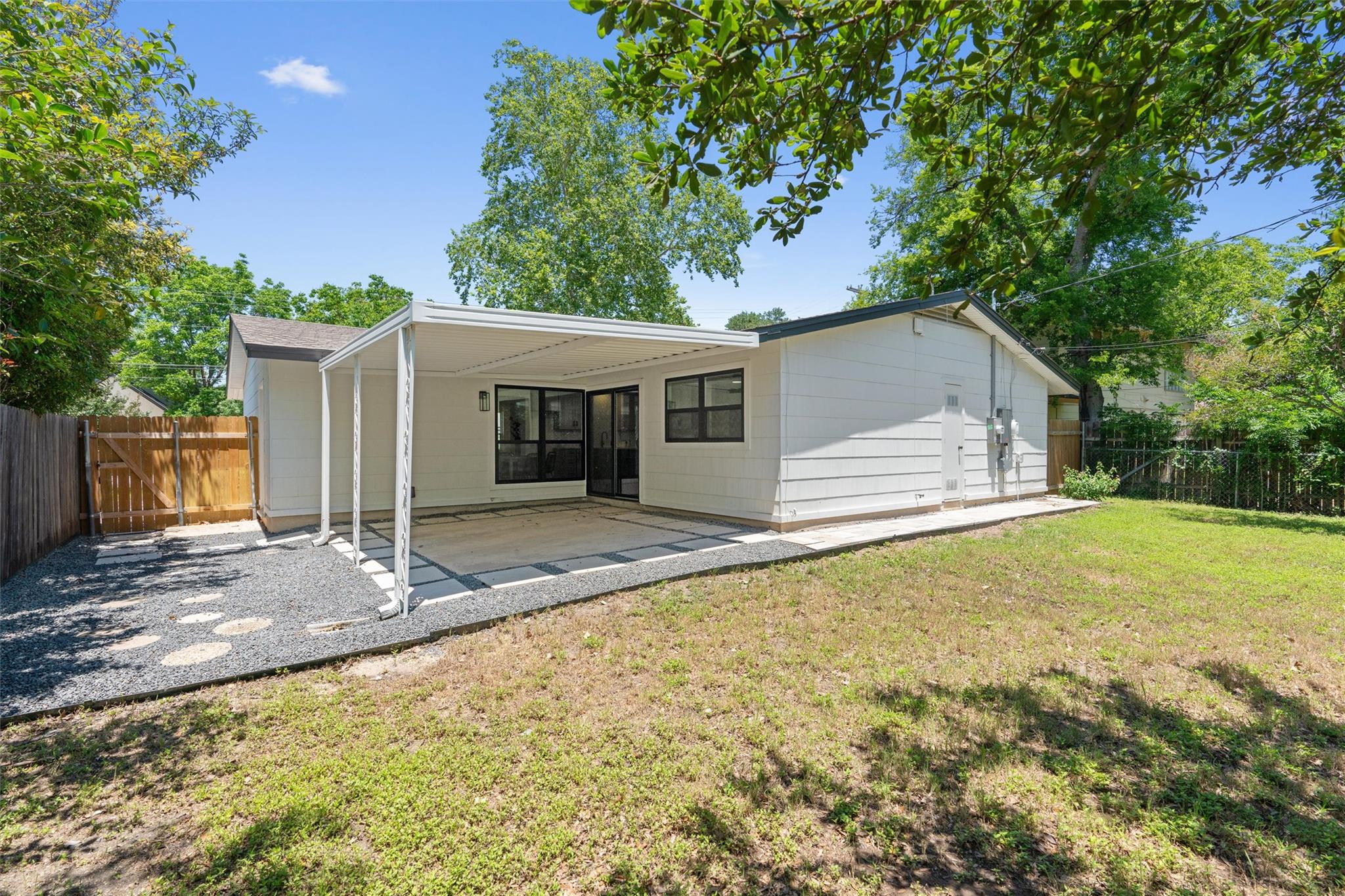 8509 Rockwood Ln, Austin, TX 78757
