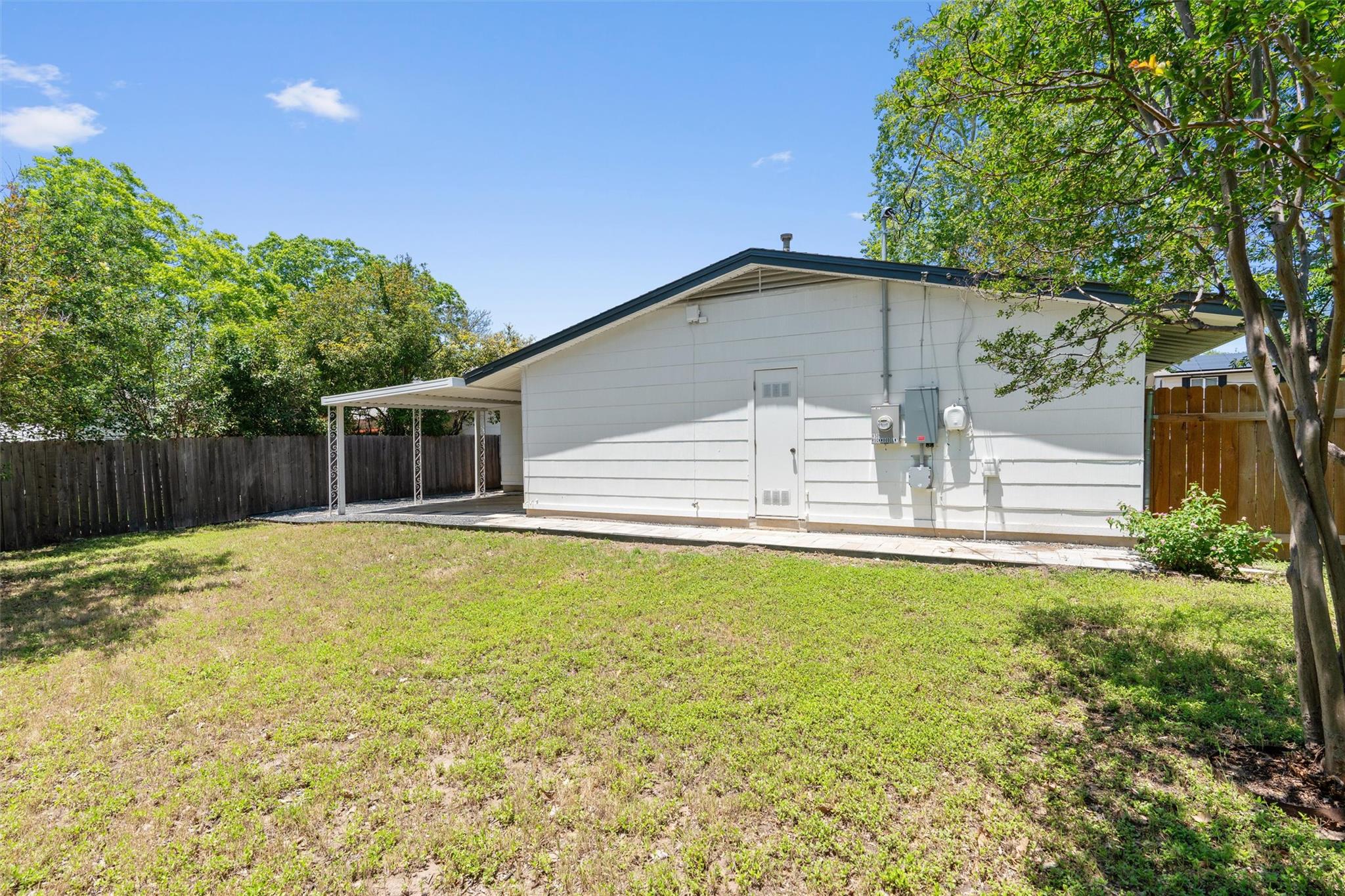 8509 Rockwood Ln, Austin, TX 78757