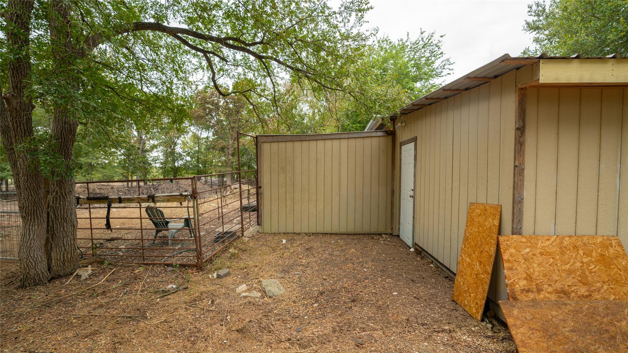 2348 County Road 404 Loop, Bartlett, TX 76511