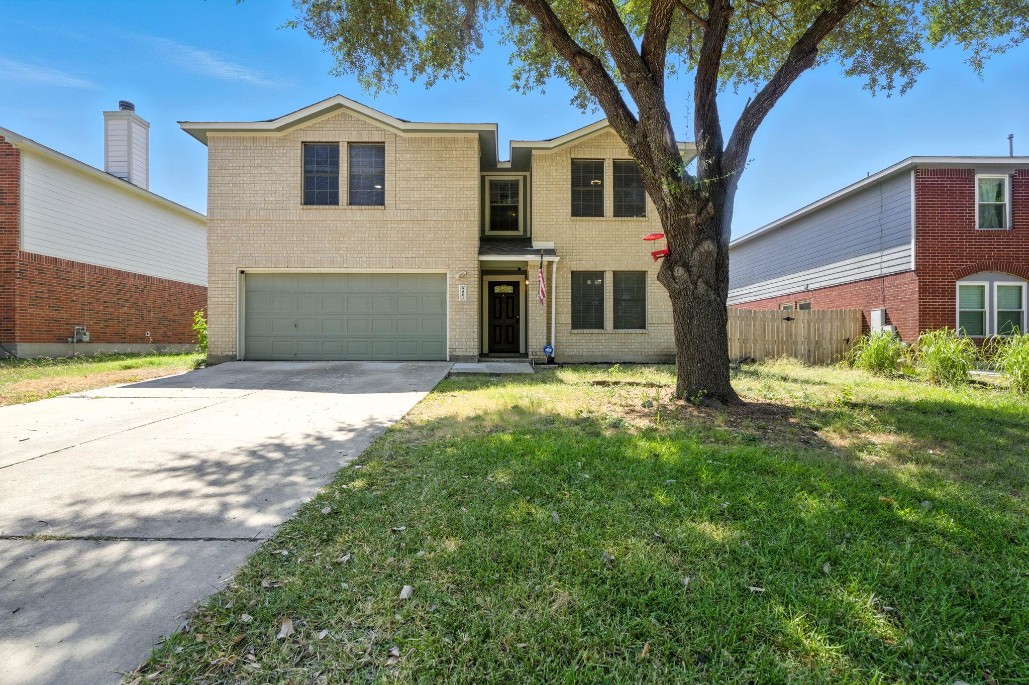 801 Brandi Cir, Kyle, TX 78640