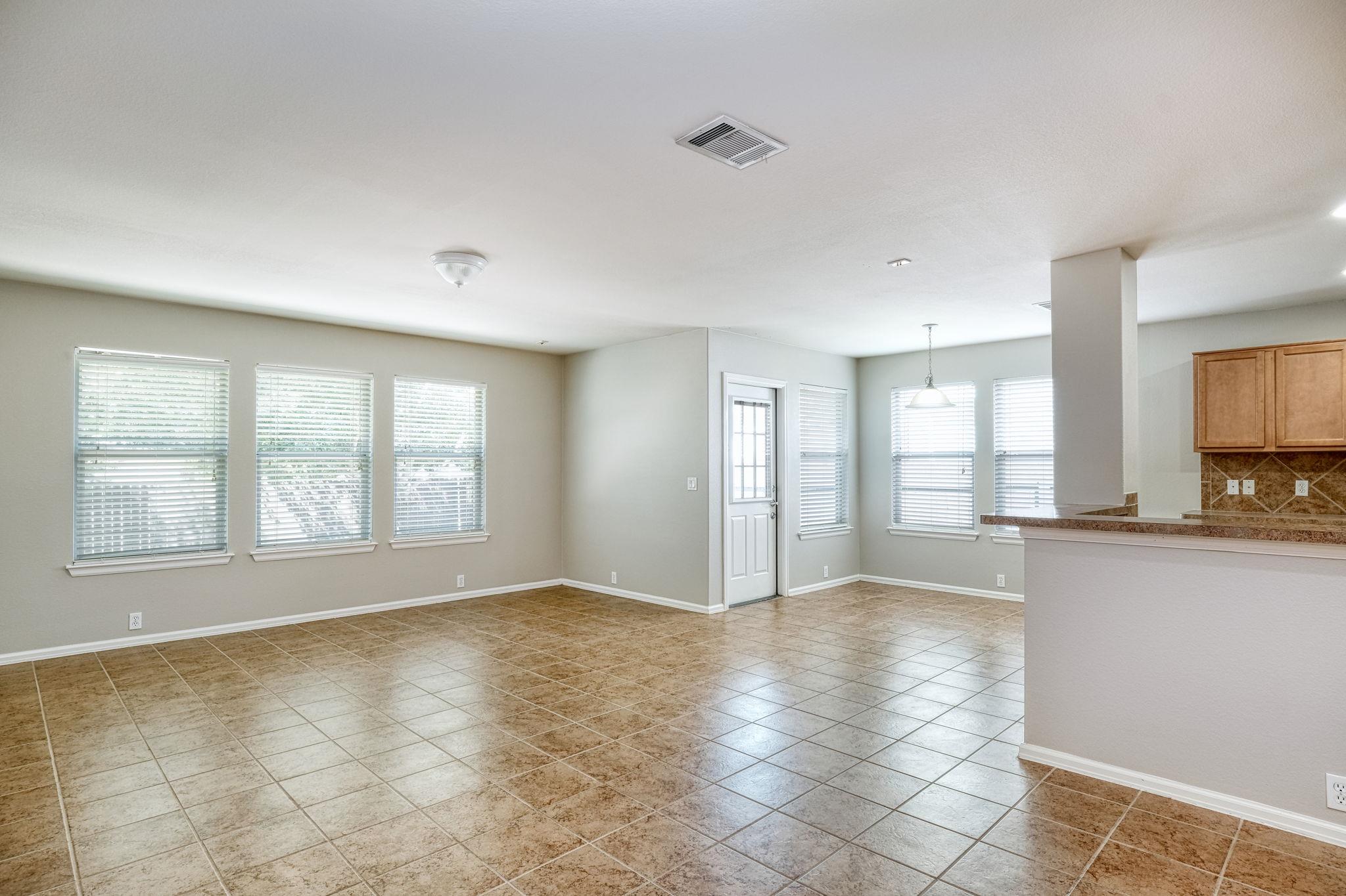 409 Lark St, Leander, TX 78641