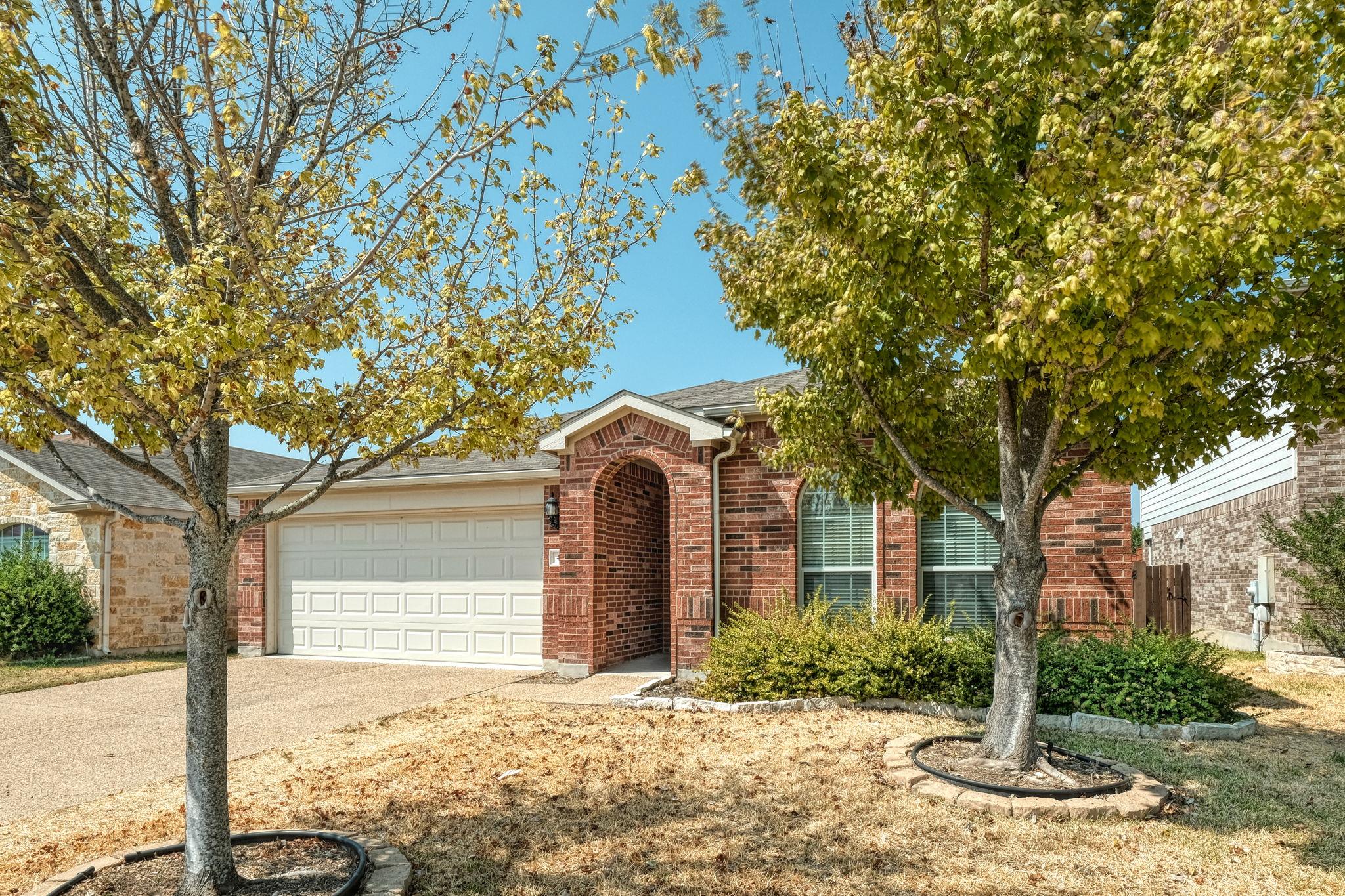 409 Lark St, Leander, TX 78641