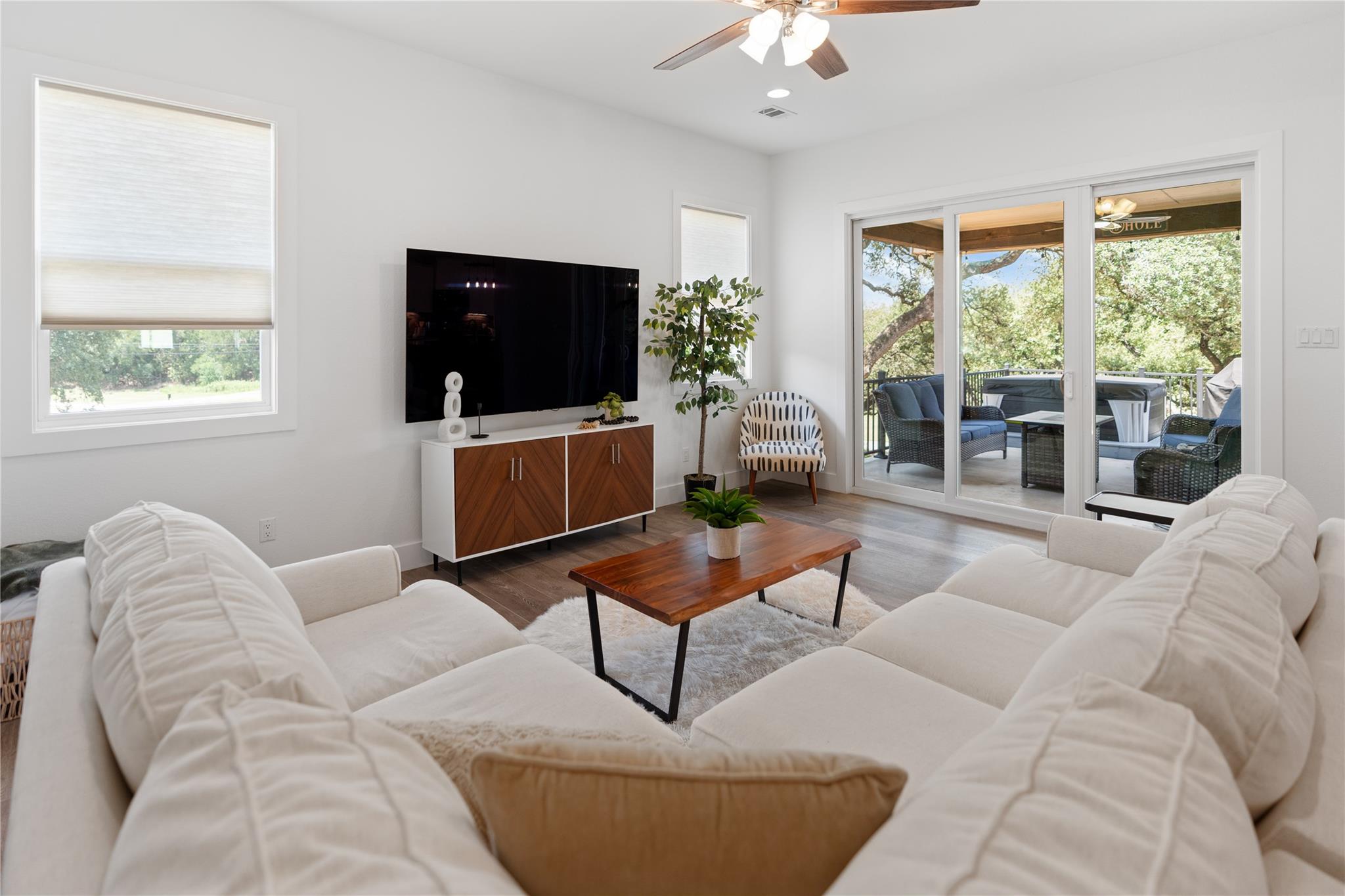 21203 Kiowa Cv, Lago Vista, TX 78645