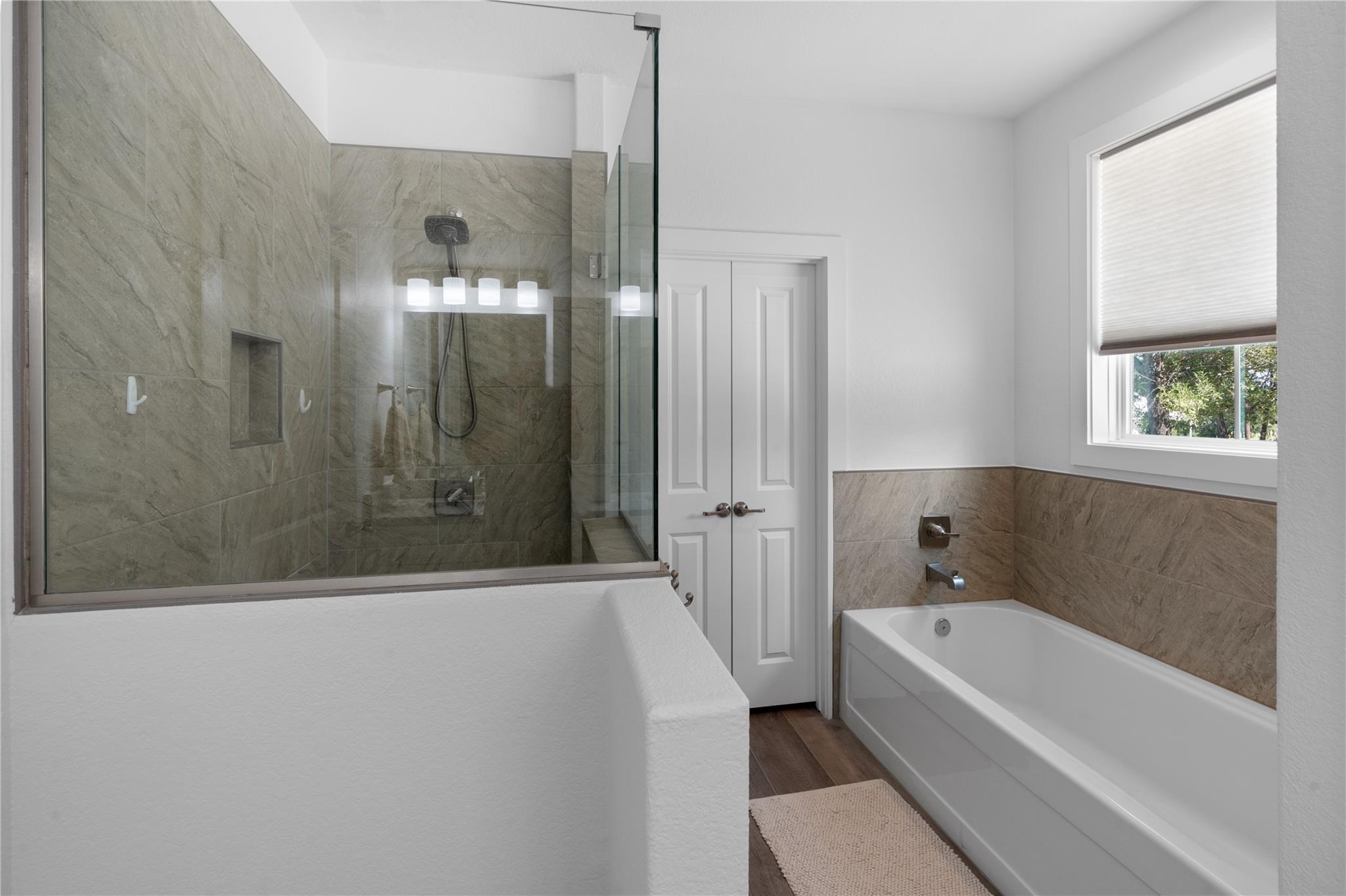 21203 Kiowa Cv, Lago Vista, TX 78645