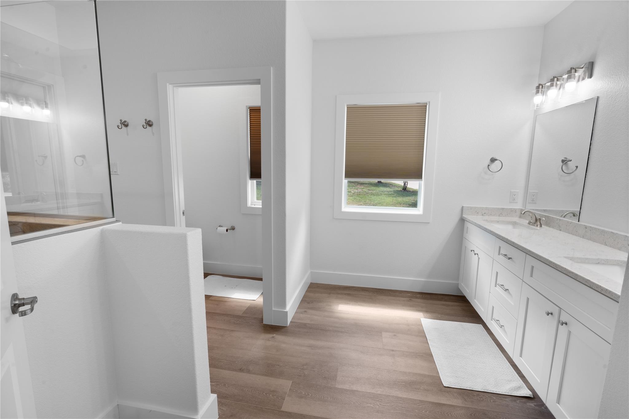 21203 Kiowa Cv, Lago Vista, TX 78645