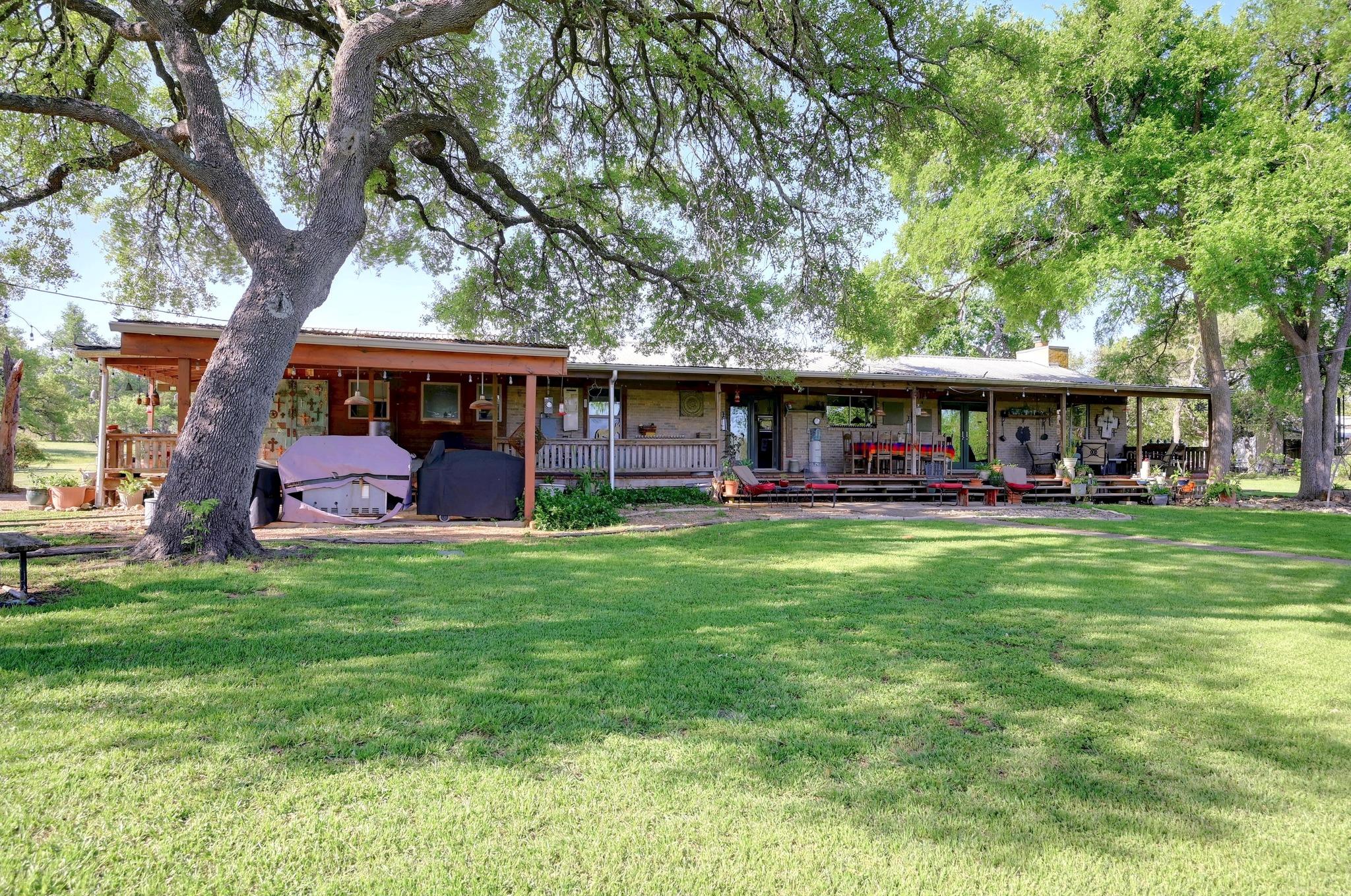 2101 Lone Man Mountain Rd, Wimberley, TX 78676