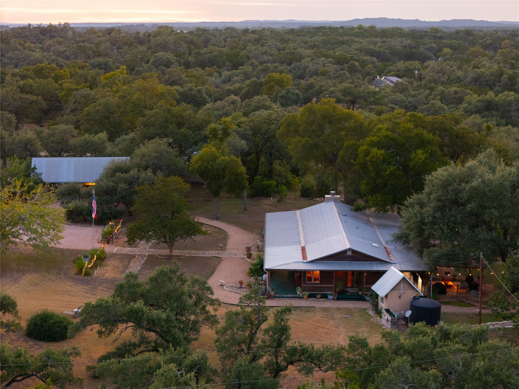 2101 Lone Man Mountain Rd, Wimberley, TX 78676