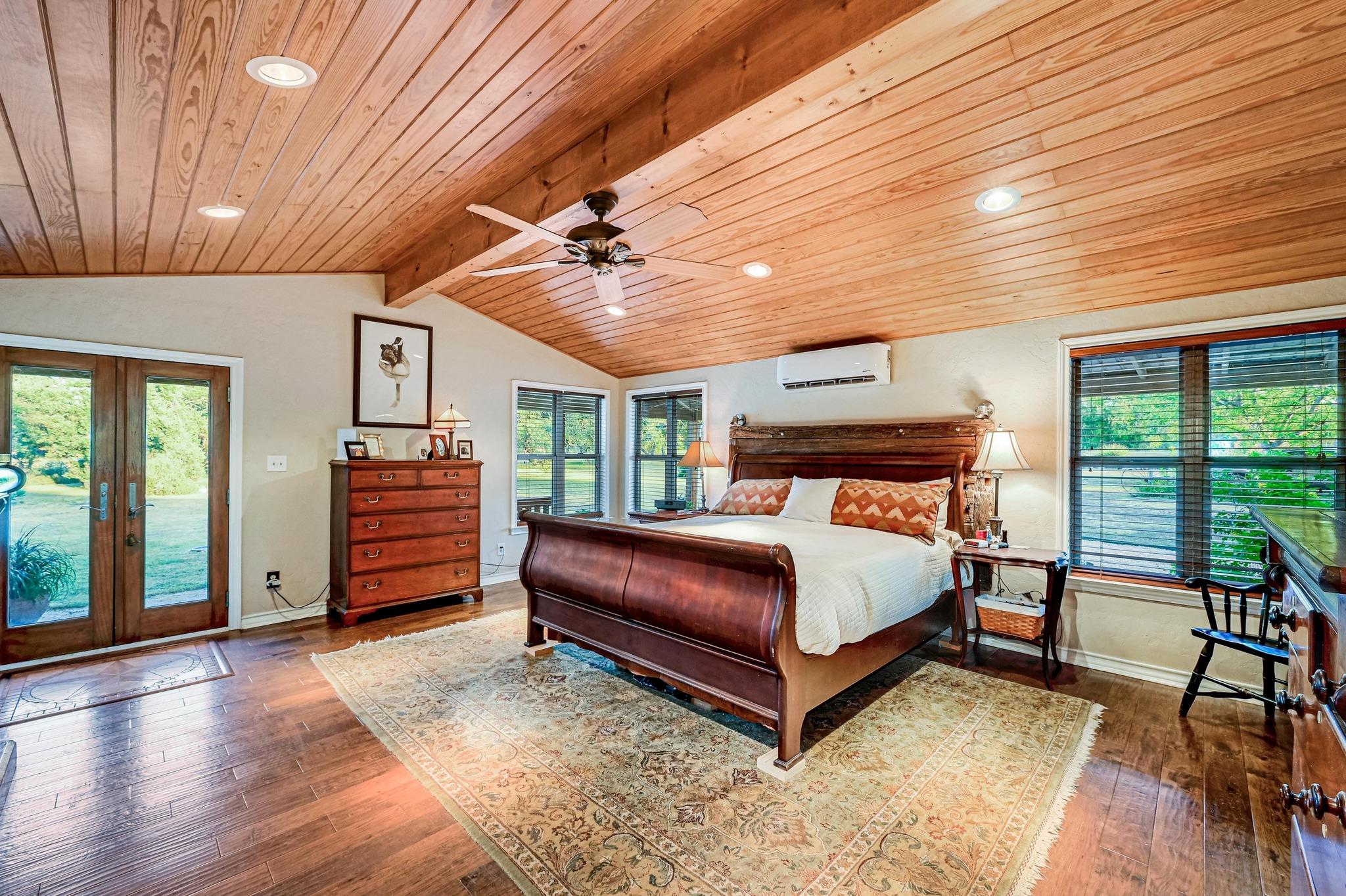 2101 Lone Man Mountain Rd, Wimberley, TX 78676