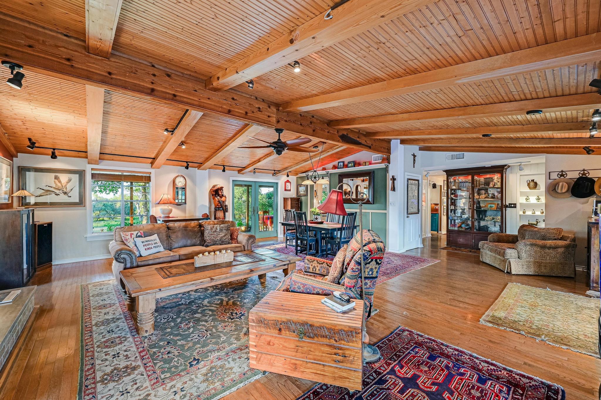 2101 Lone Man Mountain Rd, Wimberley, TX 78676