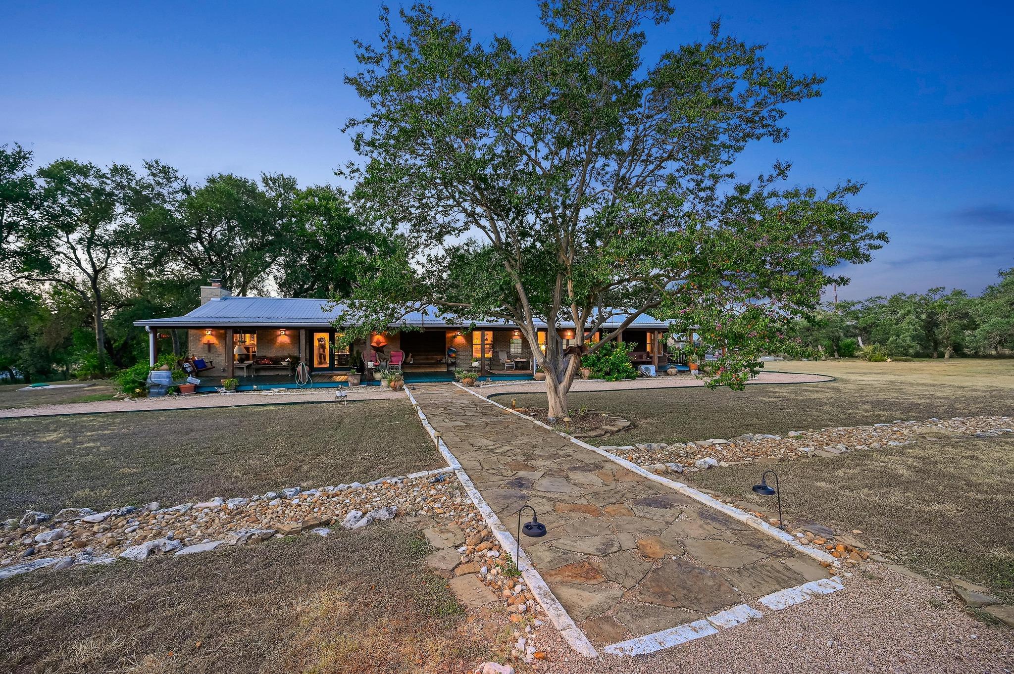 2101 Lone Man Mountain Rd, Wimberley, TX 78676