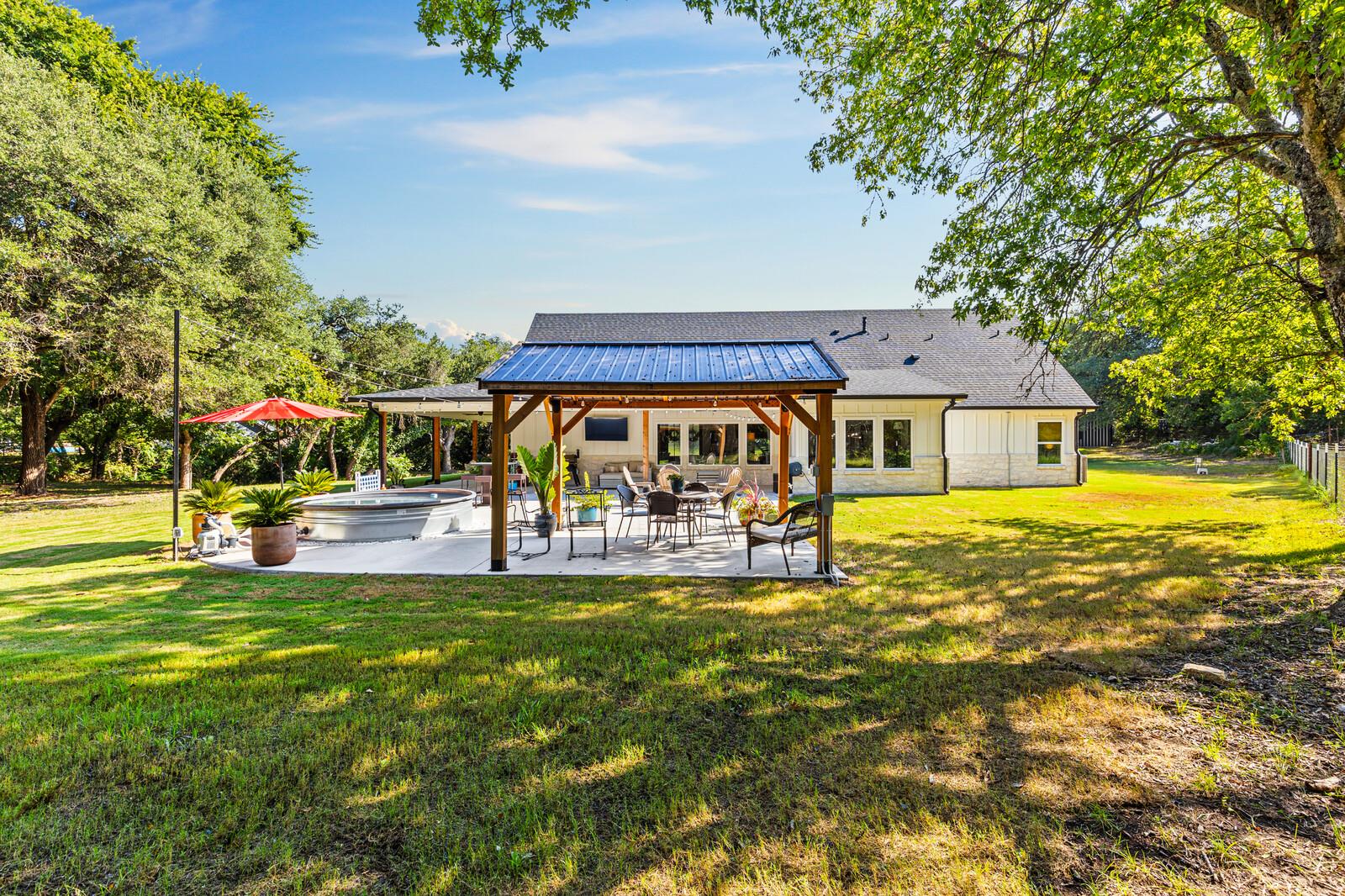 428 12th St, Valley Mills, TX 76689