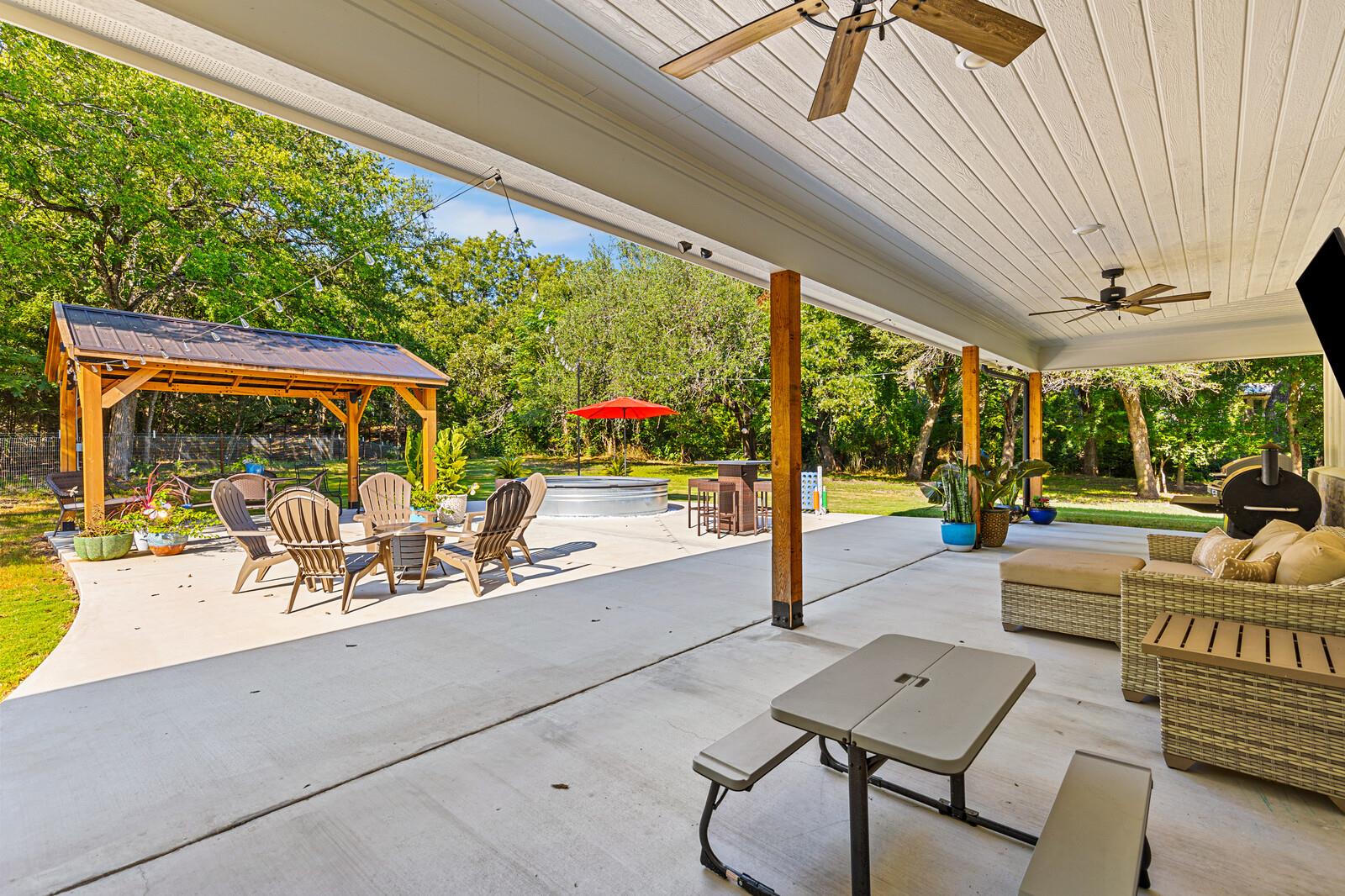 428 12th St, Valley Mills, TX 76689