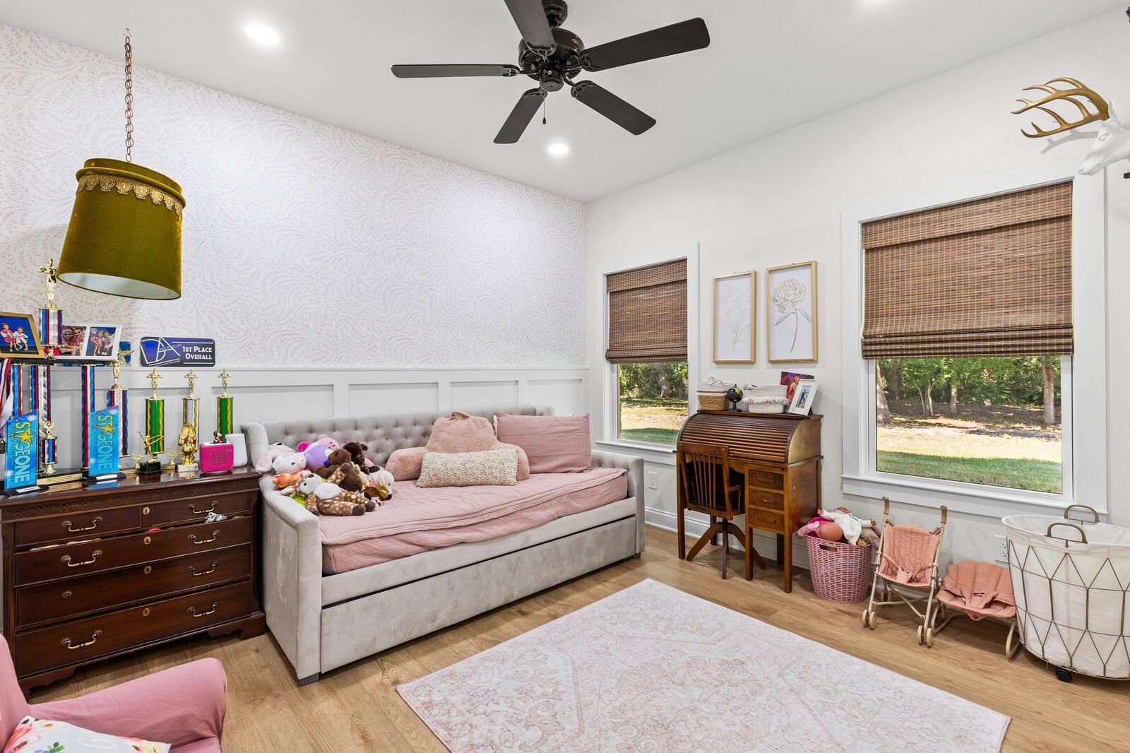 428 12th St, Valley Mills, TX 76689