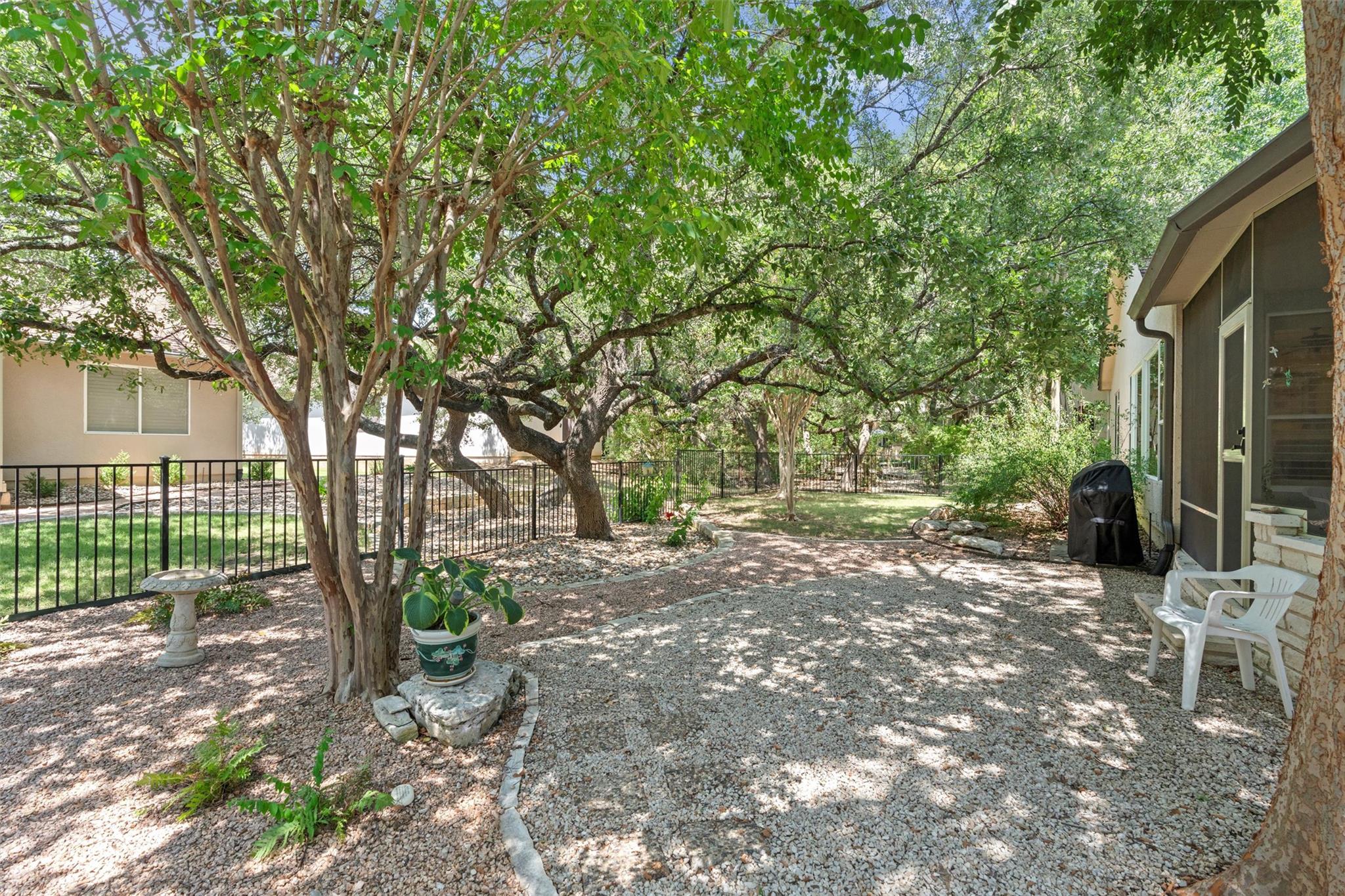 130 Great Frontier Dr, Georgetown, TX 78633