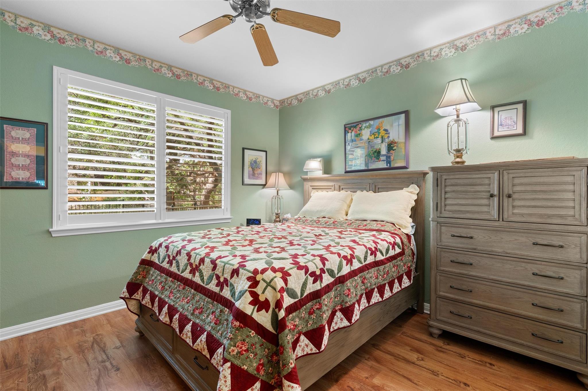 130 Great Frontier Dr, Georgetown, TX 78633