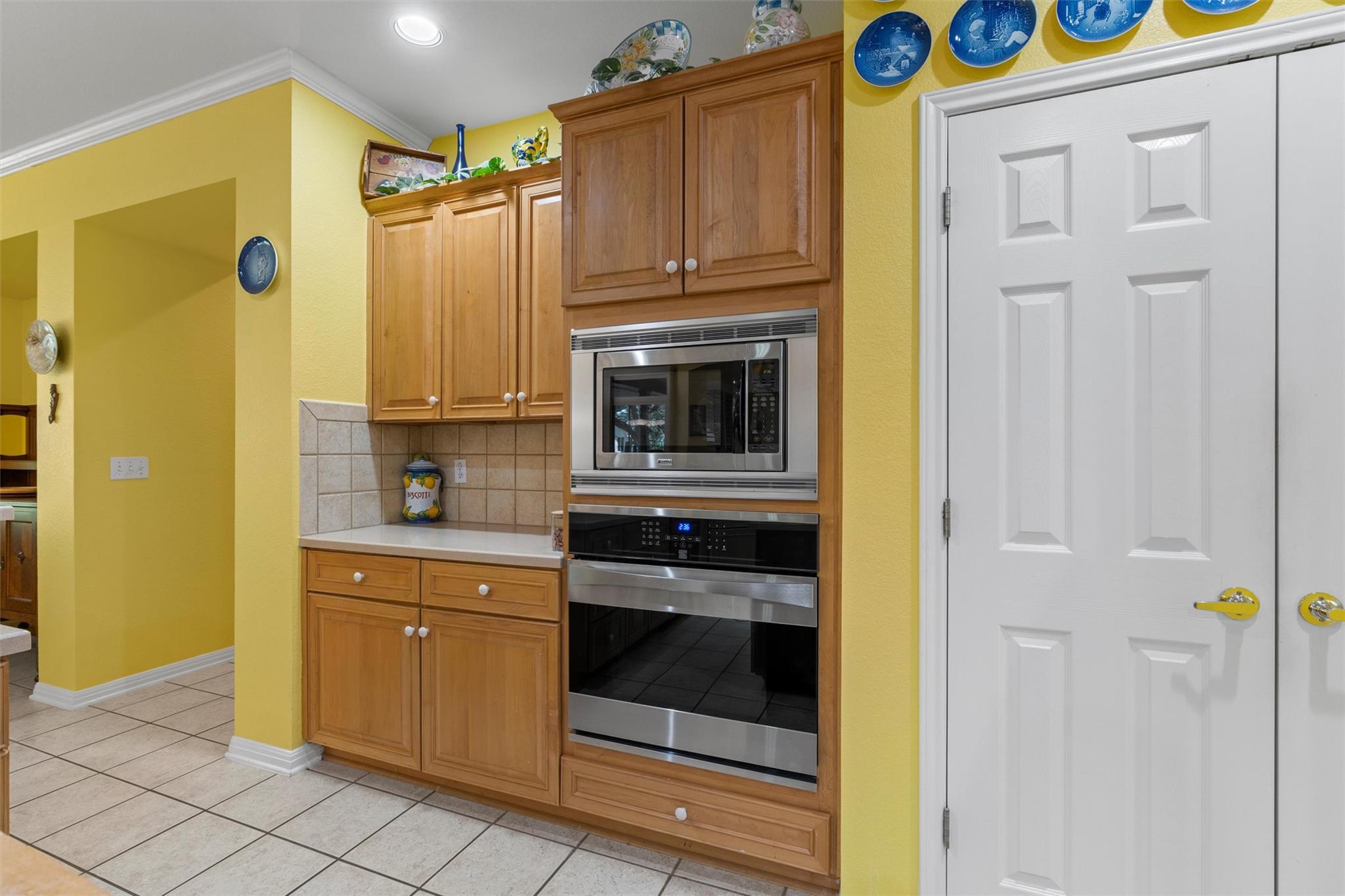 130 Great Frontier Dr, Georgetown, TX 78633