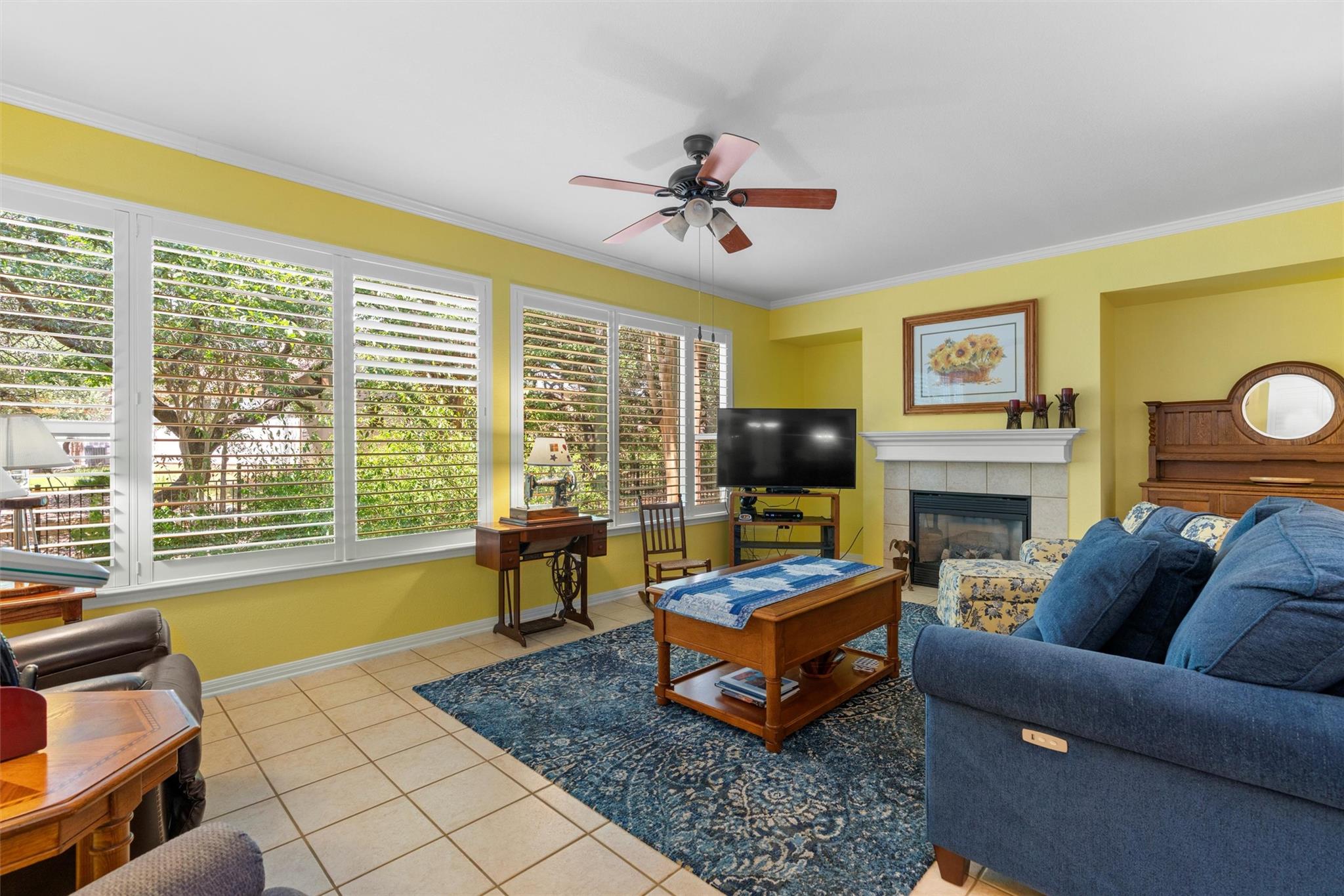 130 Great Frontier Dr, Georgetown, TX 78633