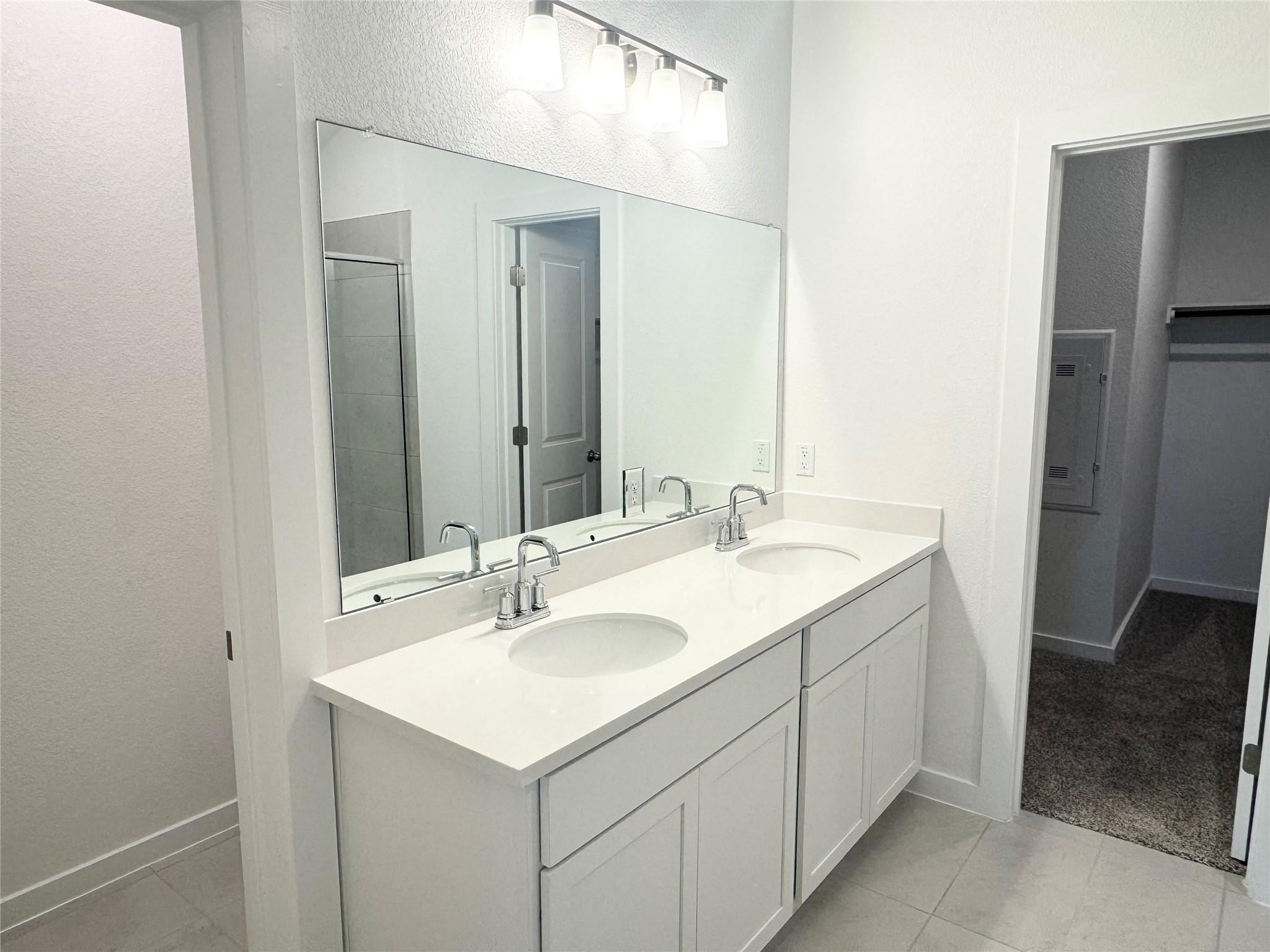 128 Hazy View Rd, San Marcos, TX 78666