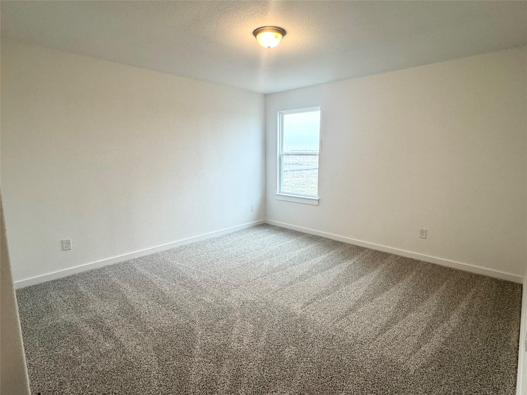 128 Hazy View Rd, San Marcos, TX 78666