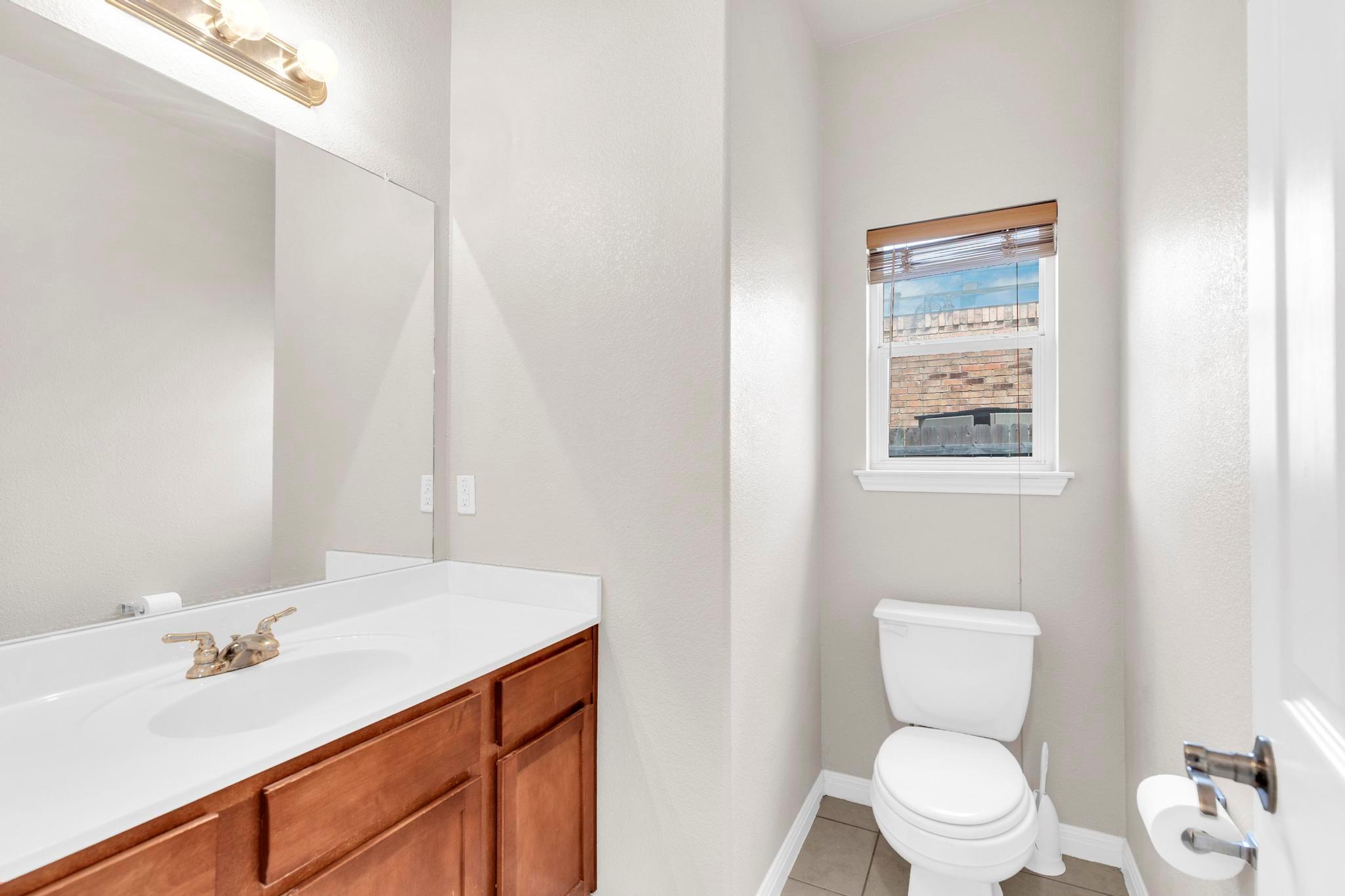 1104 Canadian Cv, Leander, TX 78641